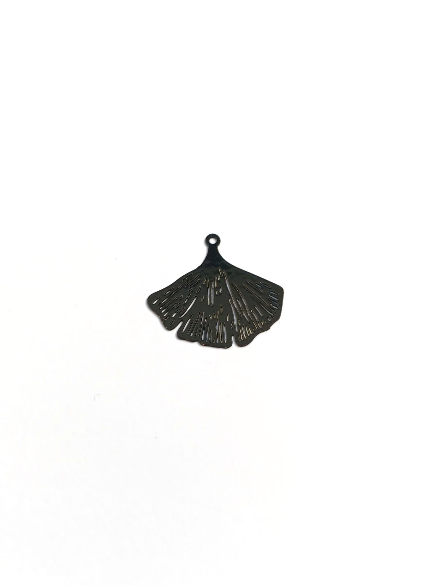 perlesetcreationbijoux - estampe filigrane feuille de ginkgo 20x25 mm noire