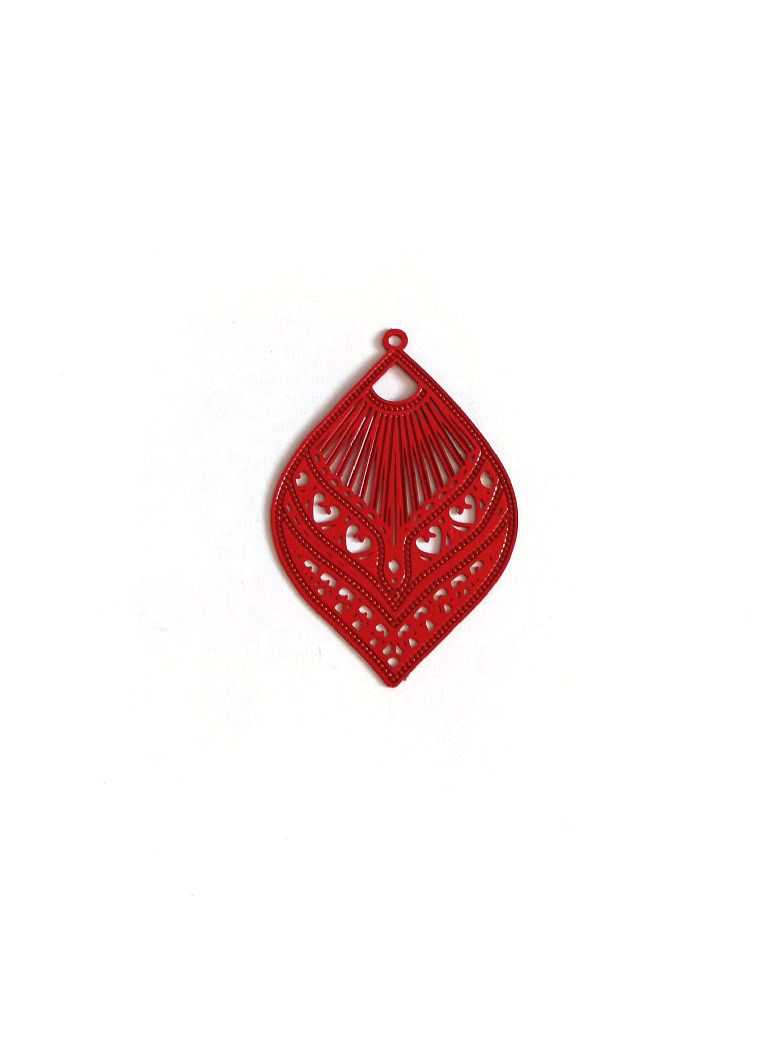 perlesetcreationbijoux-estampe-filigrane-goutte-39x26mm-rouge