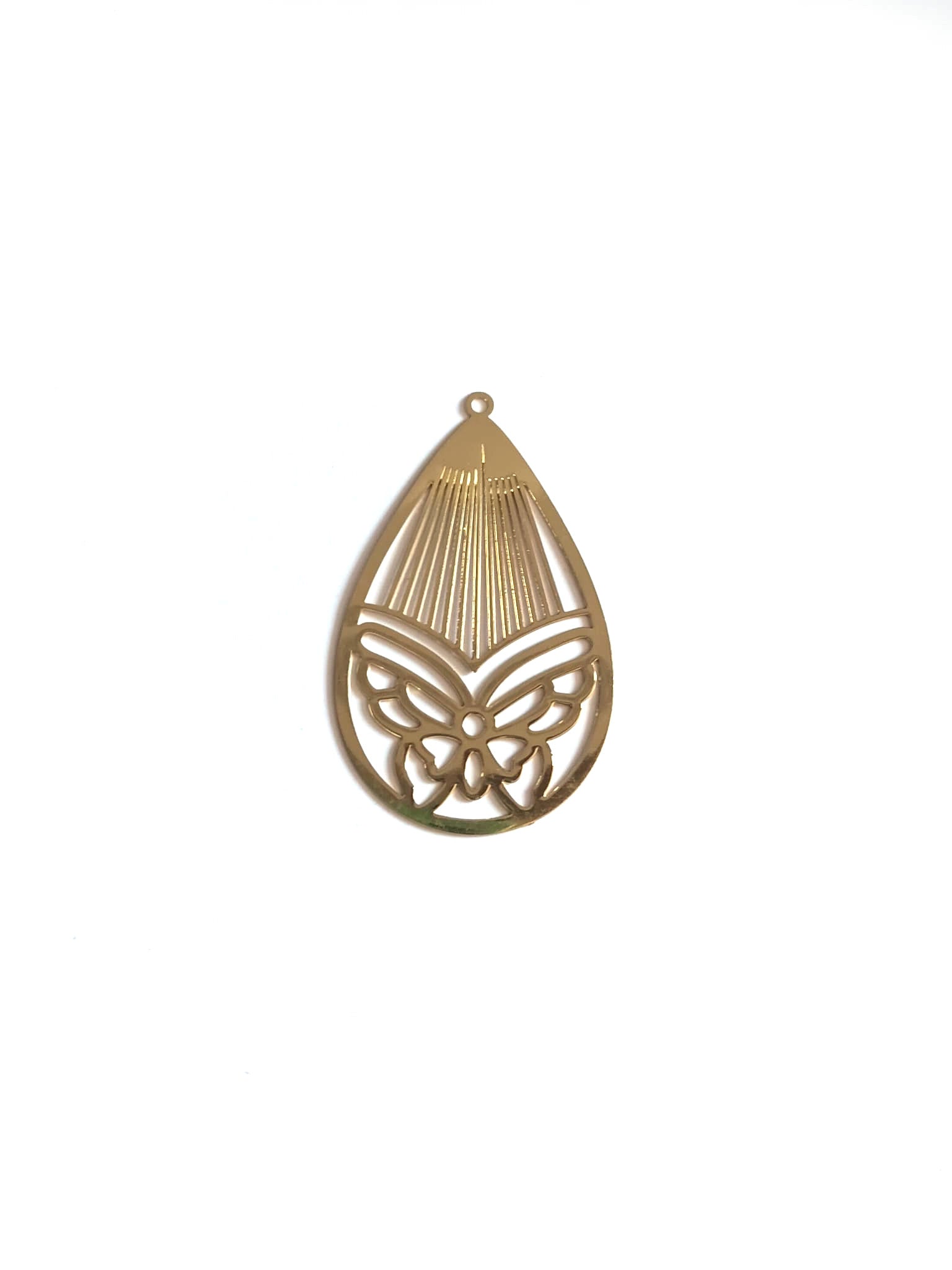 perlesetcreationbijoux-estampe-filigrane-goutte-42x26mm-dore