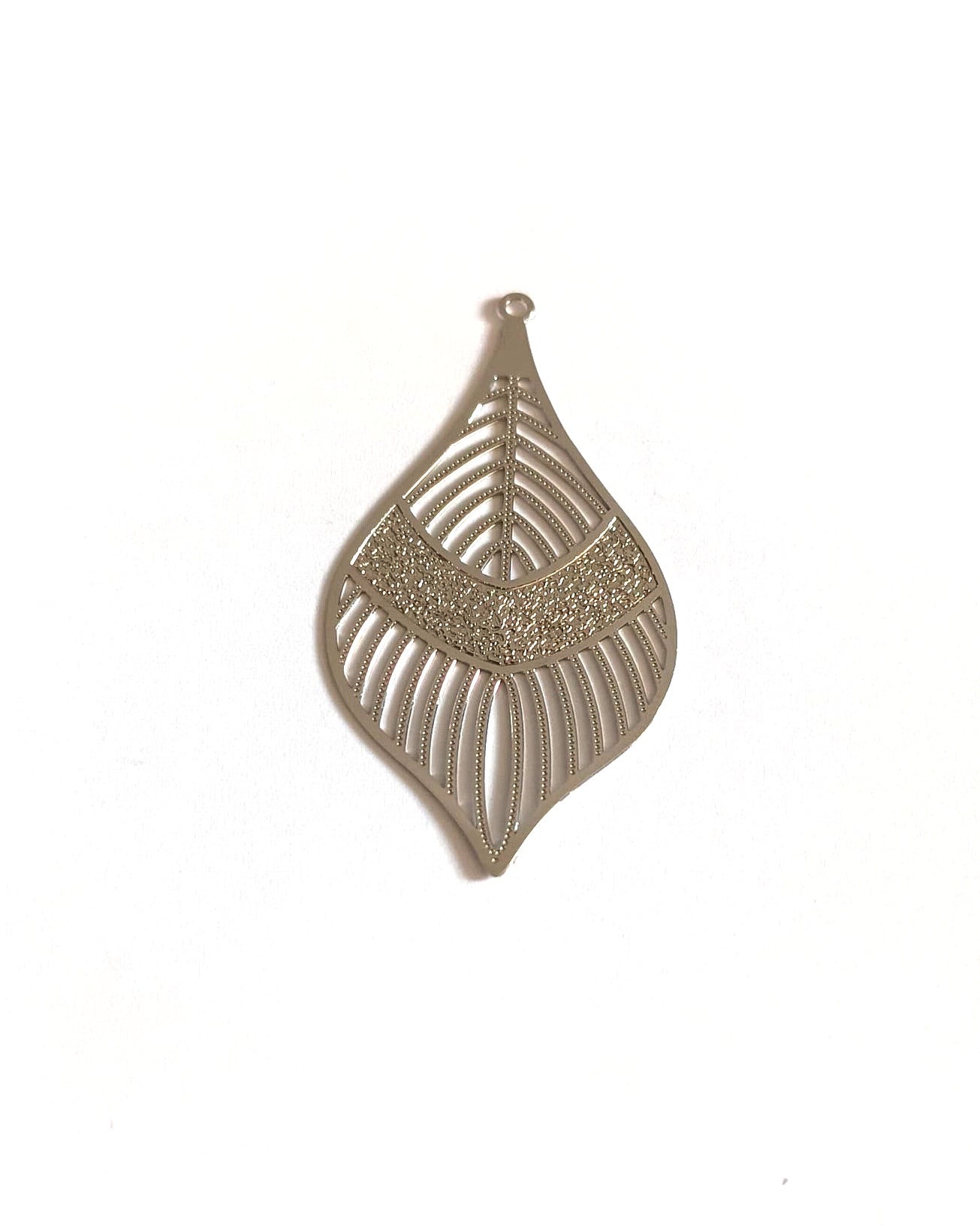 perlesetcreationbijoux-estampe-filigrane-goutte-43x22mm-argente