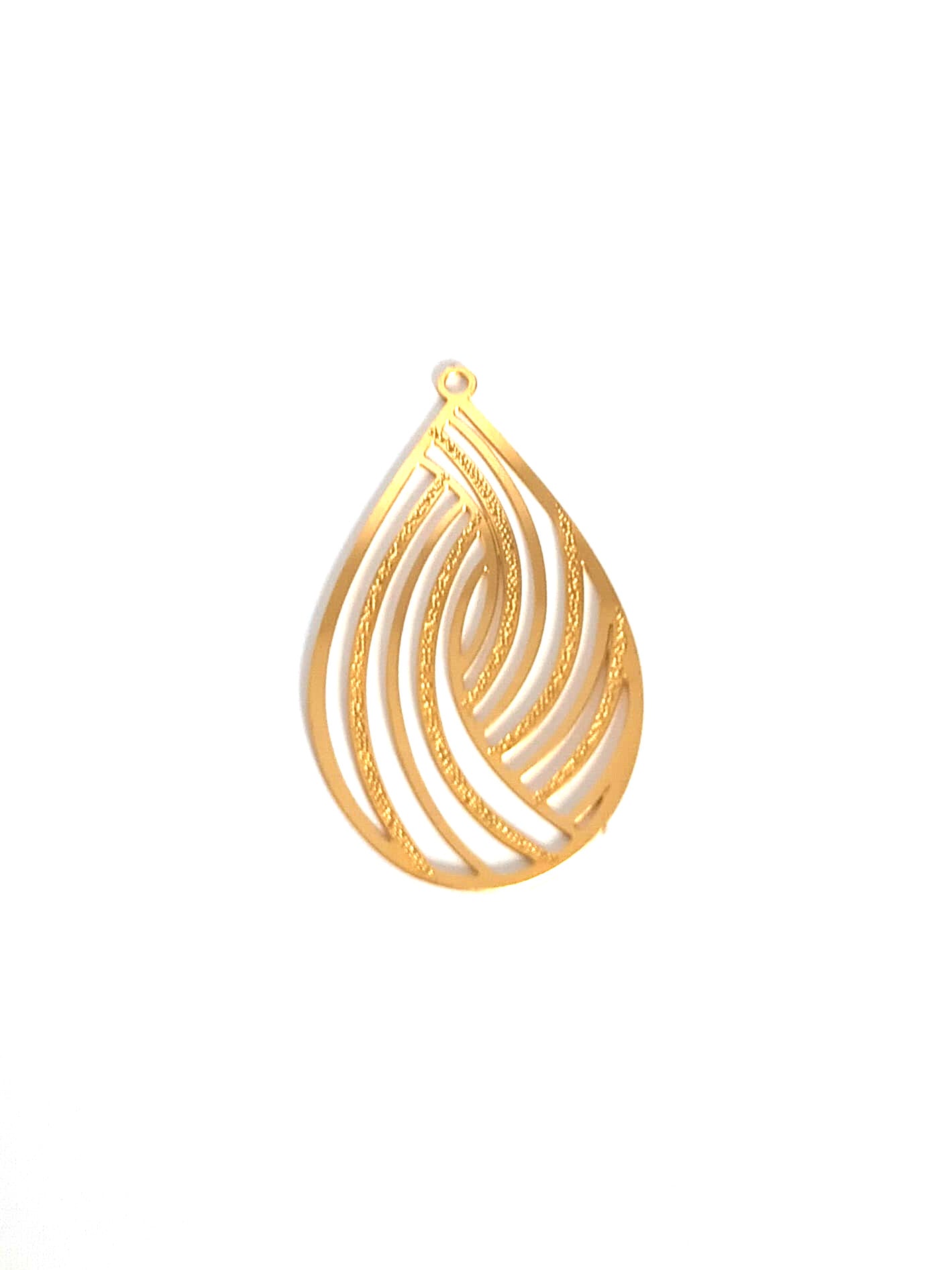 perlesetcreationbijoux-estampe-filigrane-goutte-acier-inoxydable-32x18mm-dore