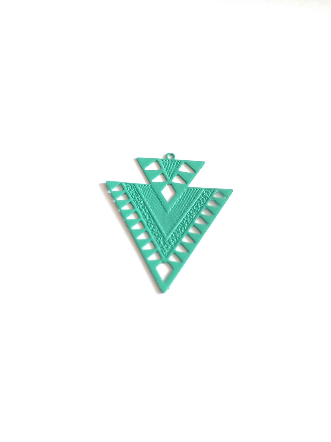 perlesetcreationbijoux-estampe-filigrane-triangle-31x26mm-turquoise