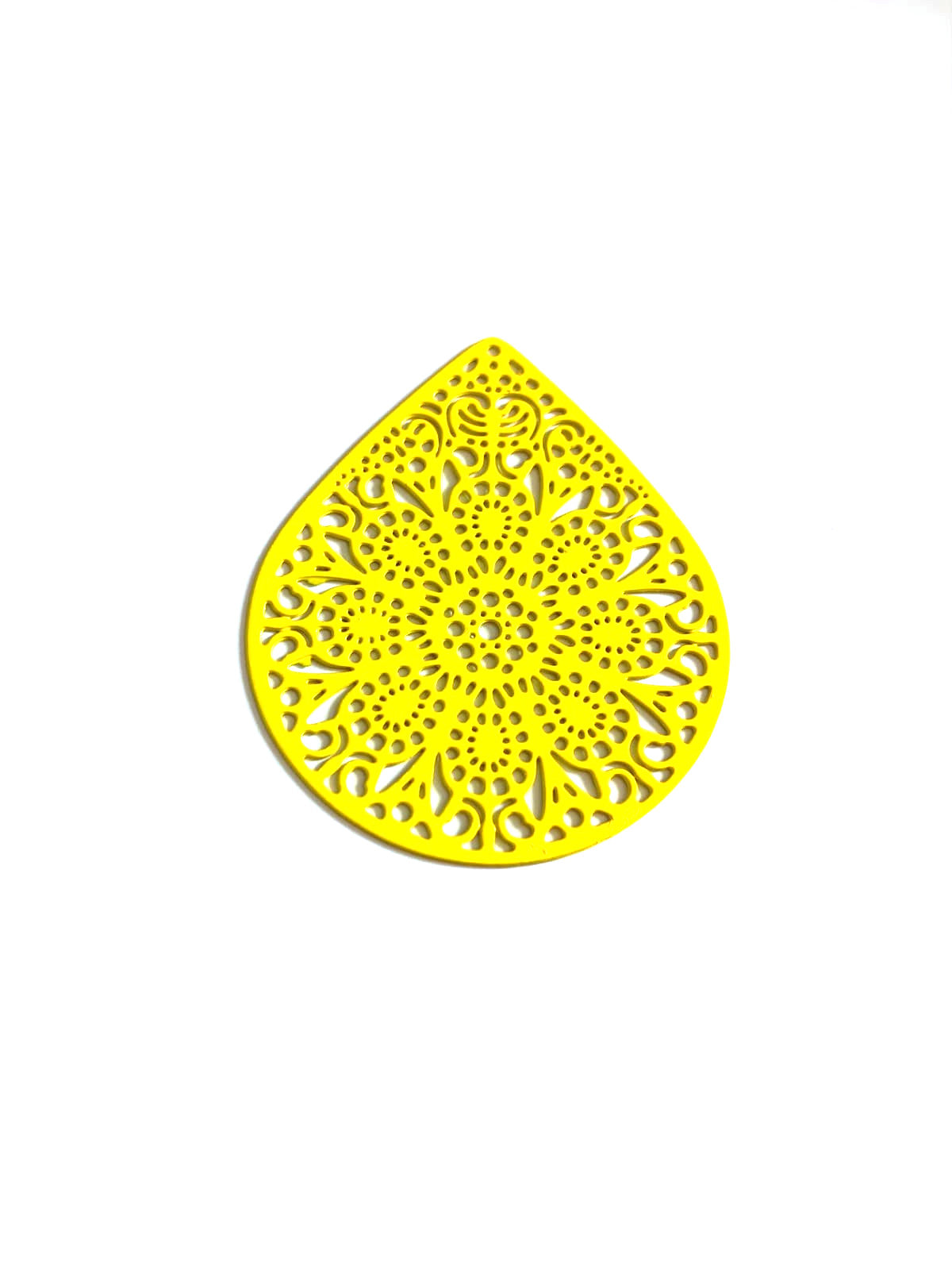 perlesetcreationbijoux-estampe-filigrane-49x39mm-jaune
