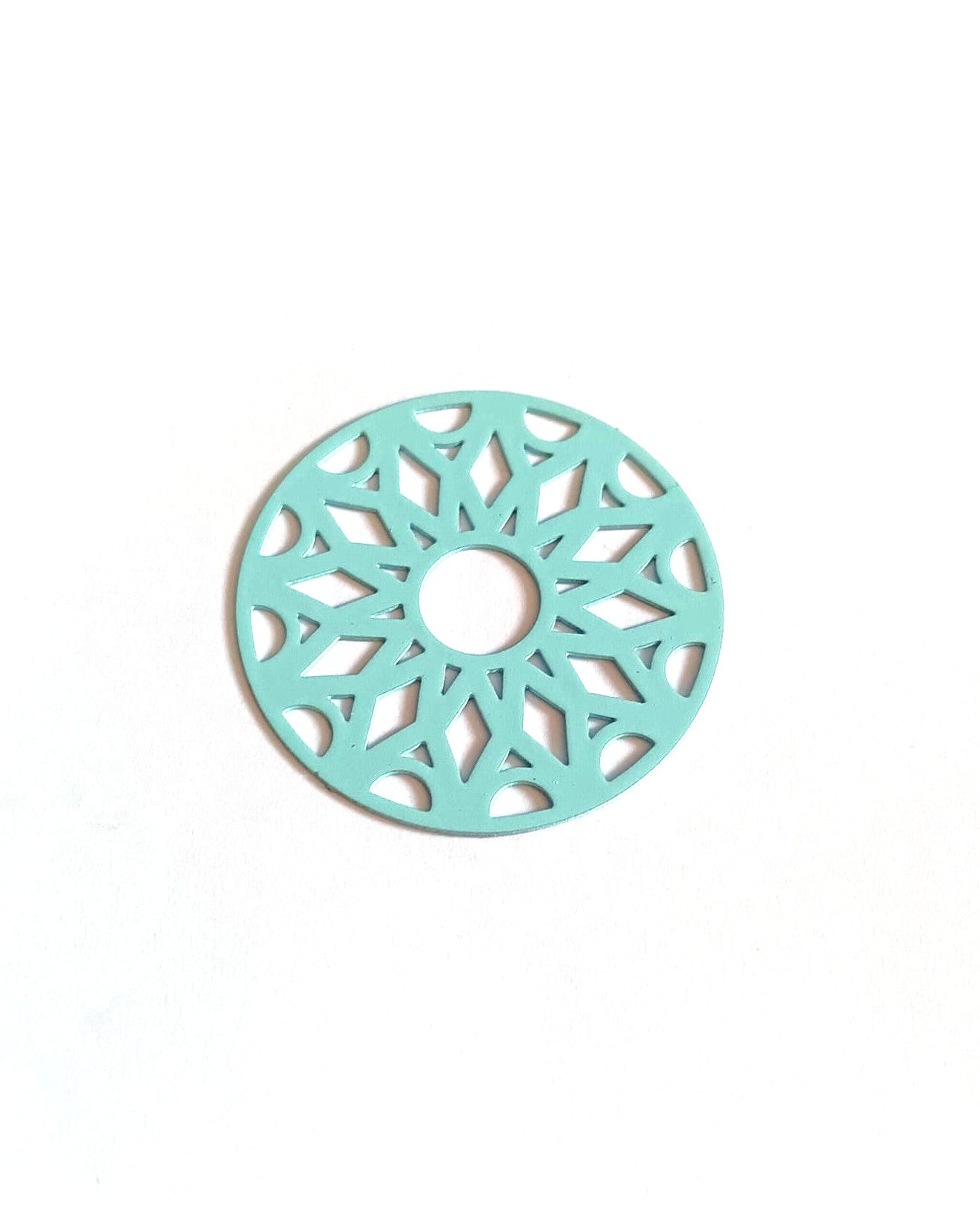 perlesetcreationbijoux-estampe-filigrane-ronde-33mm-turquoise