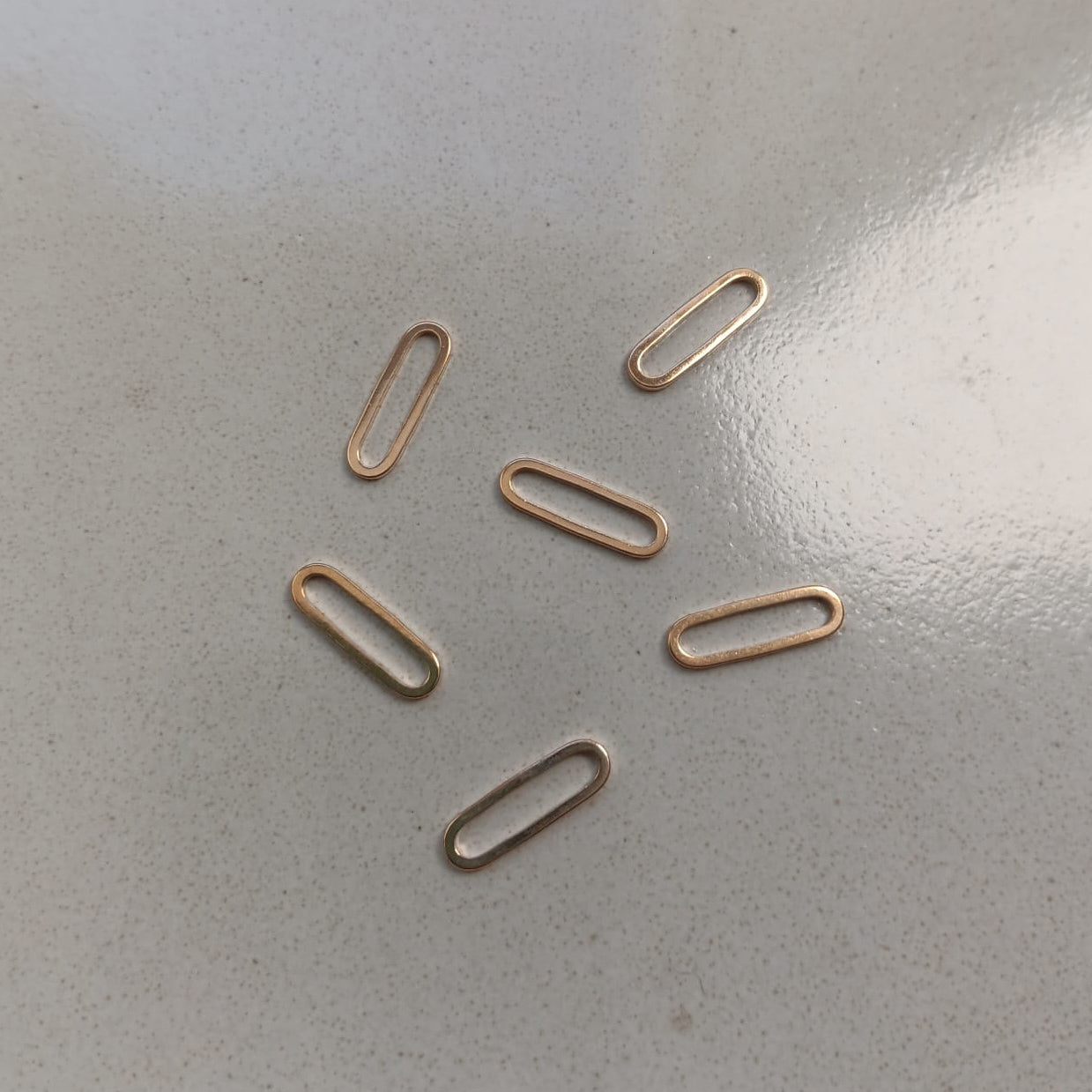 perlesetcreationbijoux - intercalaires mailles en laiton doré de 5x15 mm