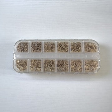 perlesetcreationbijoux - boîte d'anneaux de jonction en acier inoxydable 304 doré plaqué or 18K, 800 anneaux de 4 à 8 mm