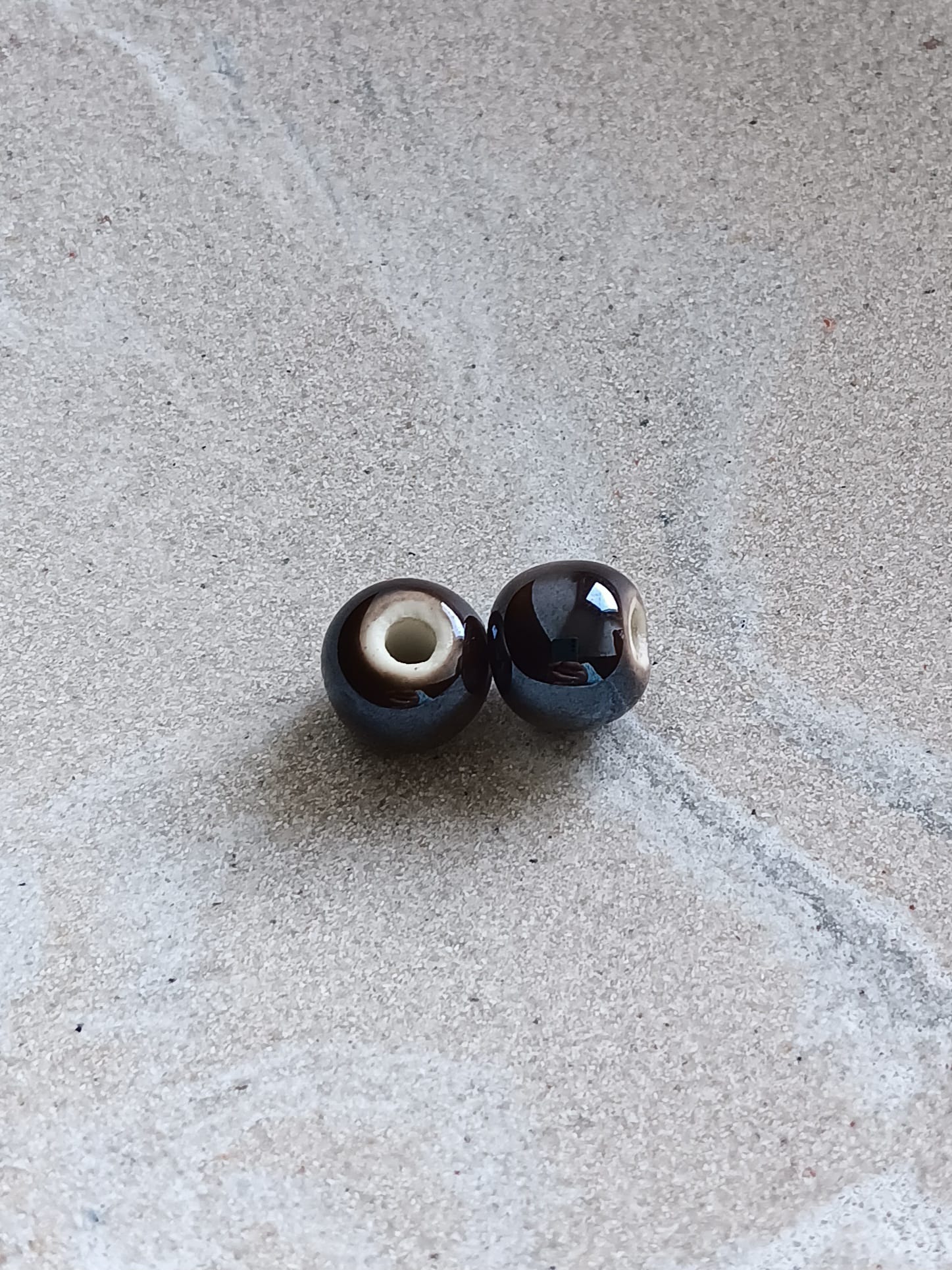 Perles rondes en céramique - 10 mm x2