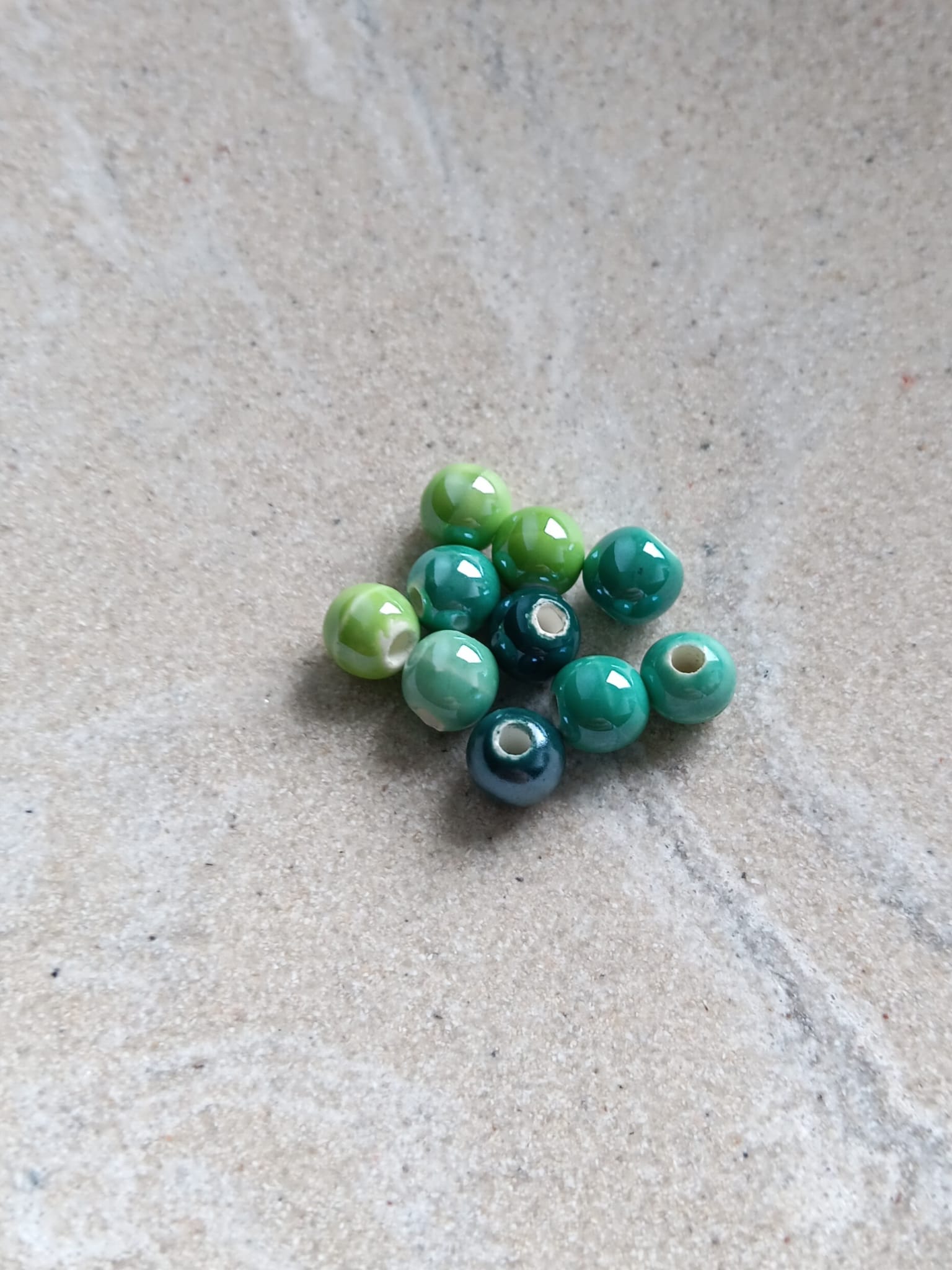Perles rondes en céramique - 6 mm x10
