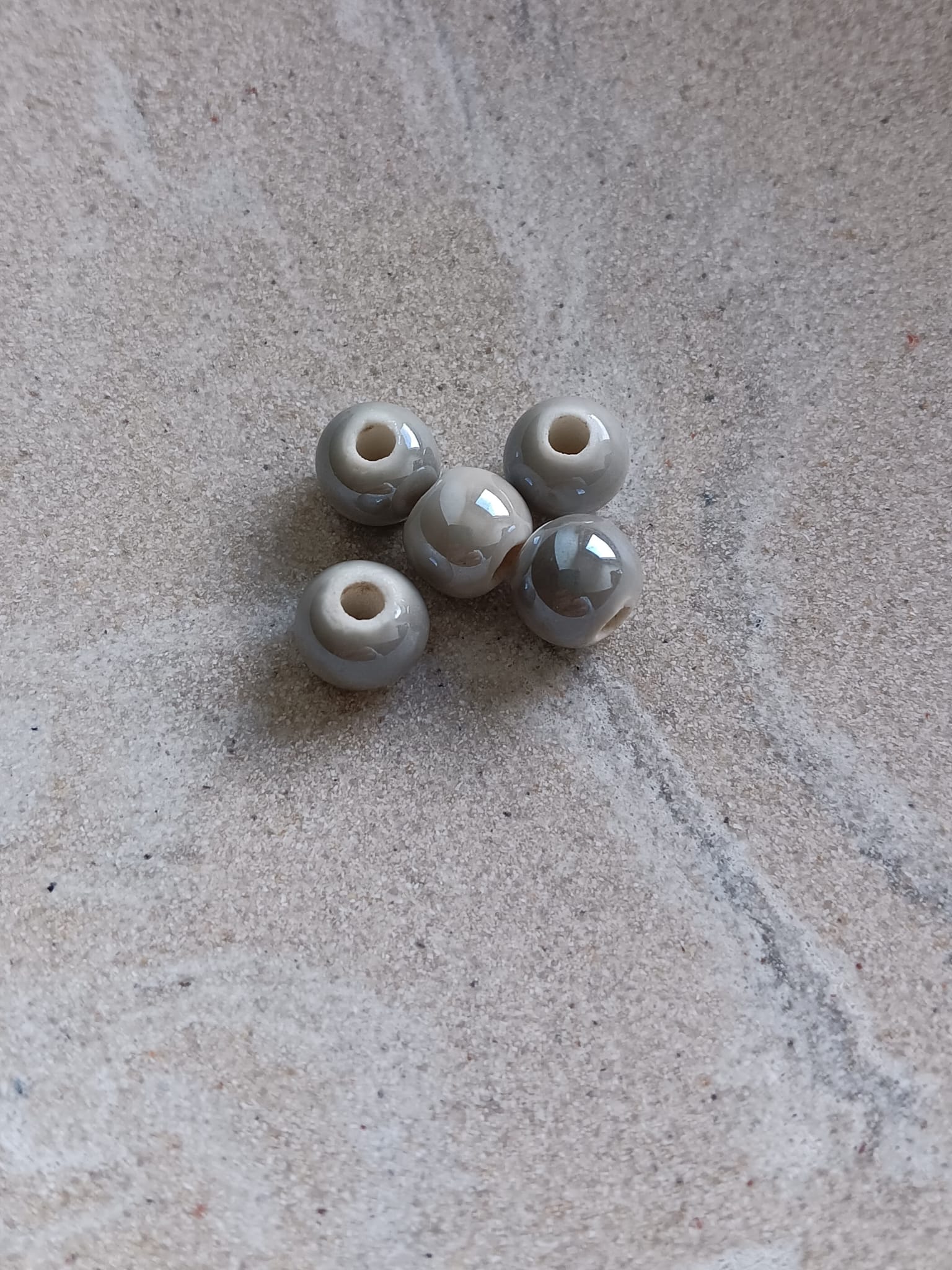 Perles rondes en céramique - 8 mm x5