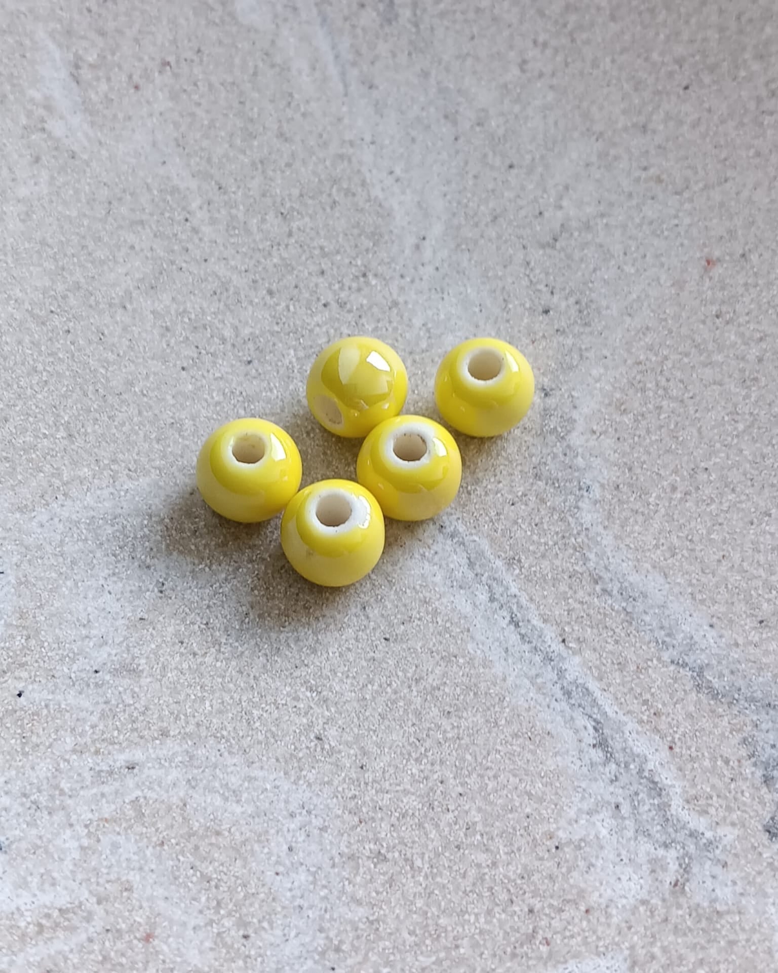 Perles rondes en céramique - 8 mm x5