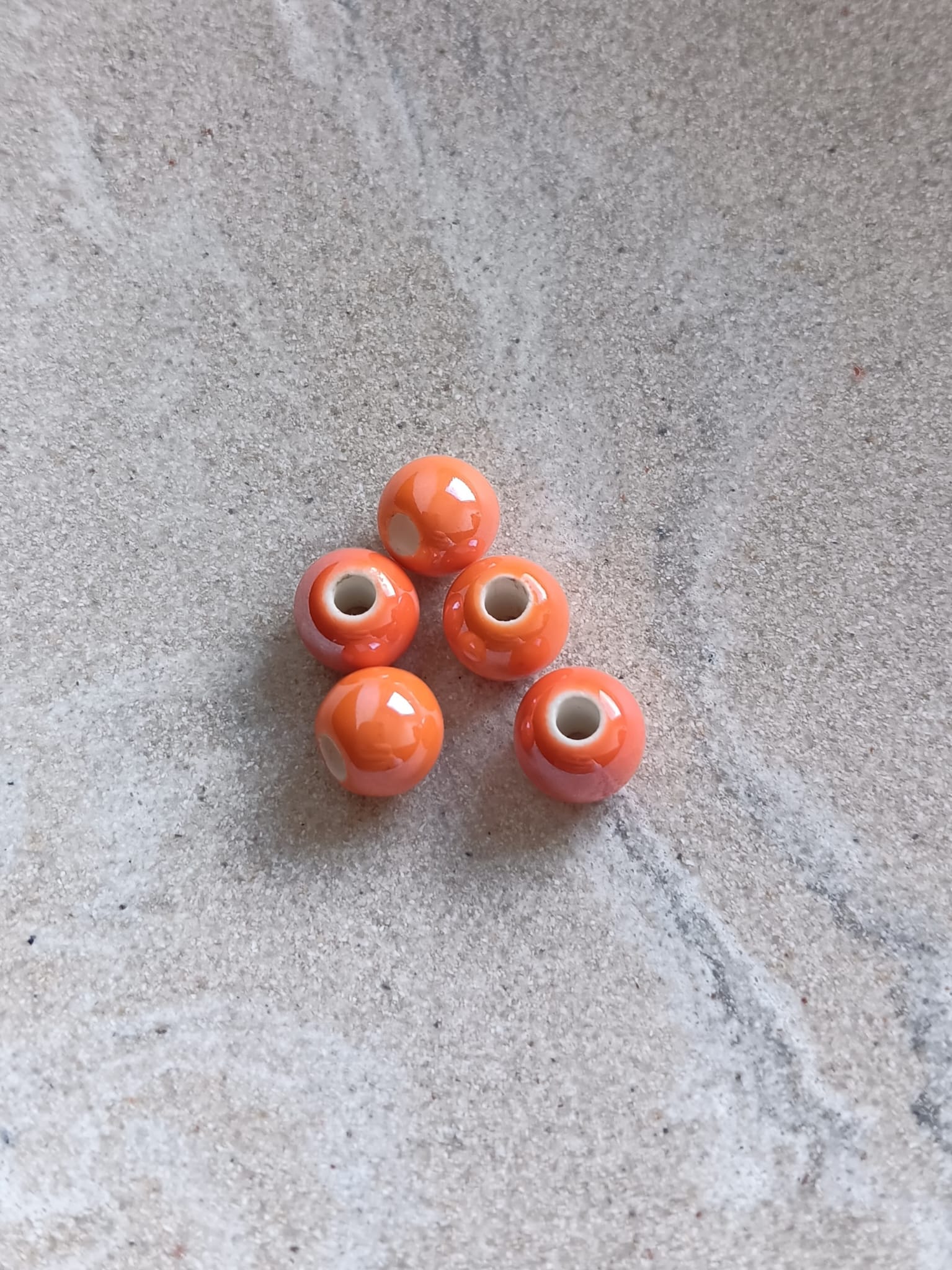 Perles rondes en céramique - 8 mm x5