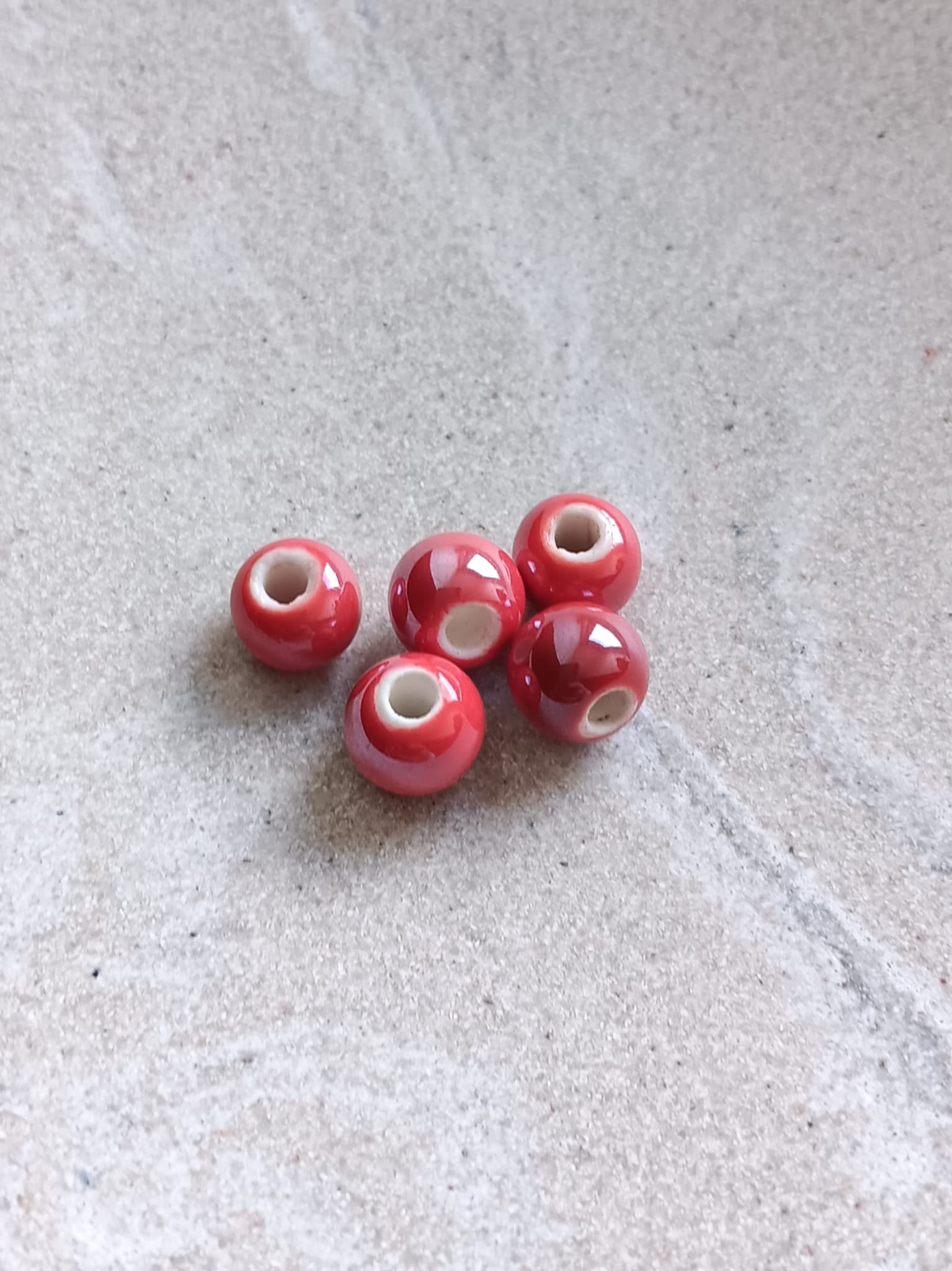 Perles rondes en céramique - 8 mm x5