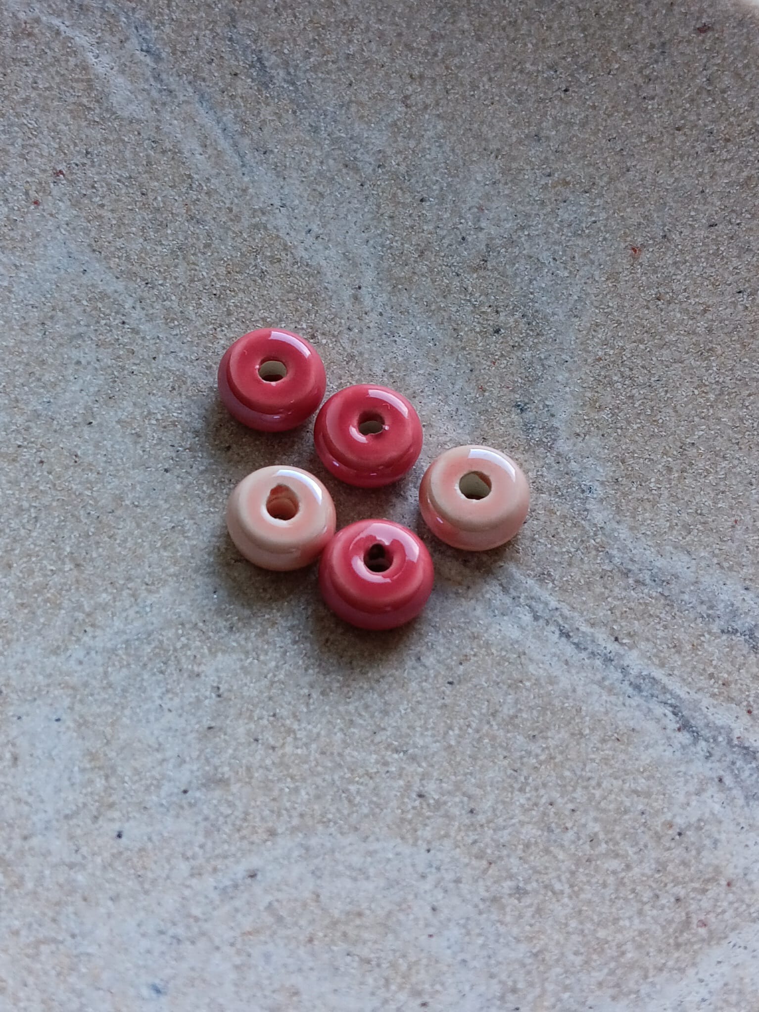 perlesetcreationbijoux-perle-ceramique-rondelle-9x4mm-rose