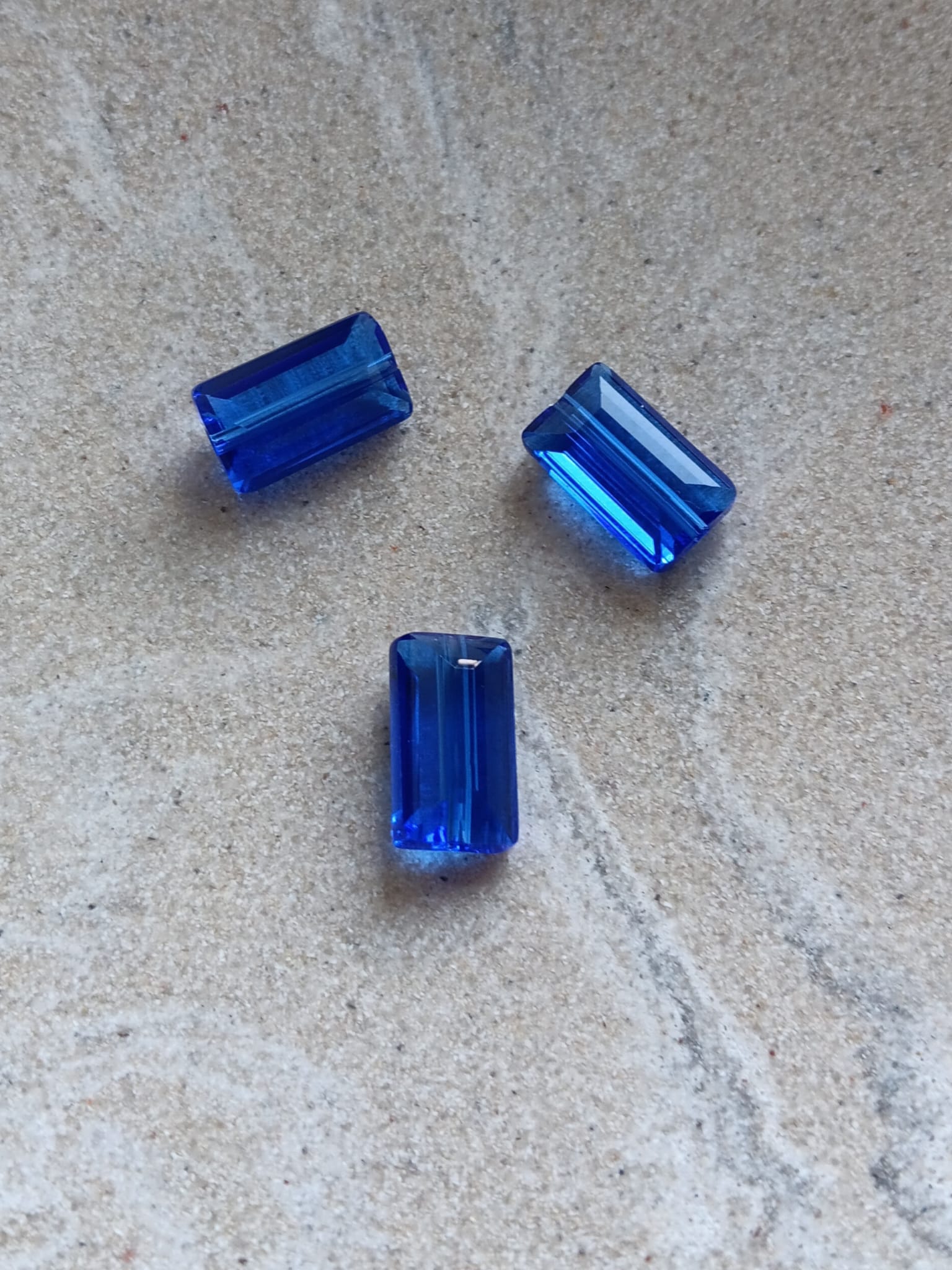 perlesetcreationbijoux-perle-rectangle-facettes-8x14mm-leu