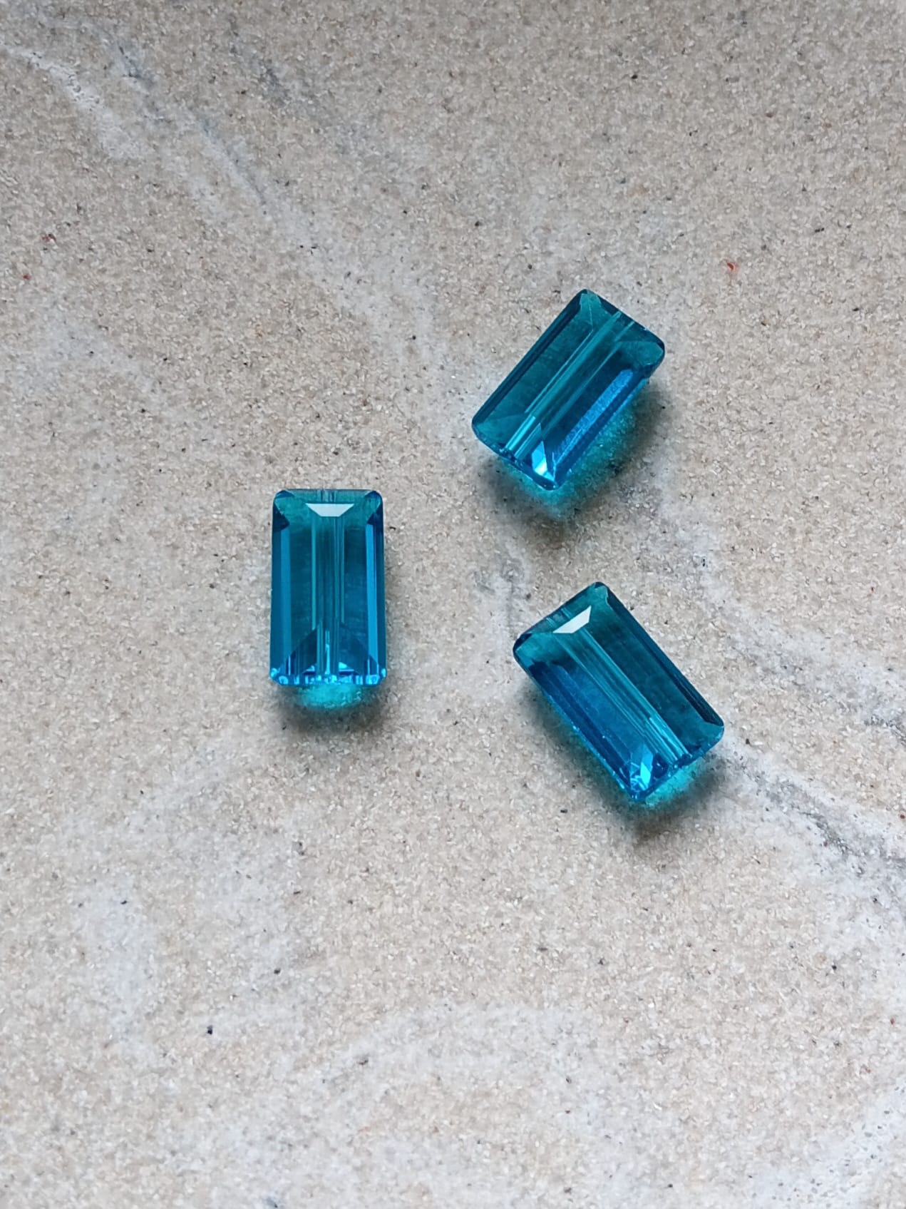 perlesetcreationbijoux-perle-rectangle-facettes-8x14mm-turquoise