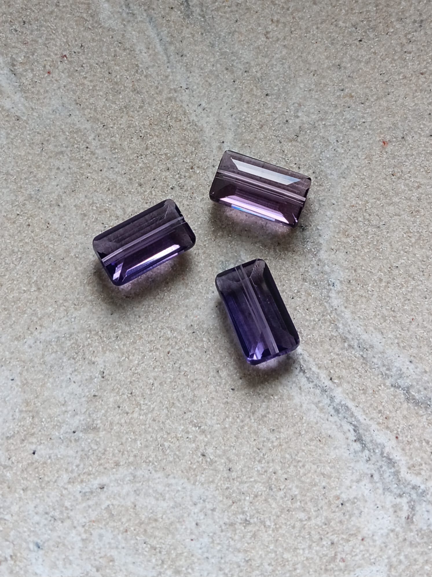 perlesetcreationbijoux-perle-rectangle-facettes-8x14mm-violet