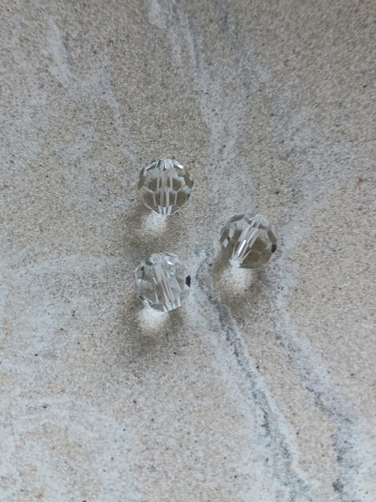 perlesetcreationbijoux-perle-ronde-facette-verre-10mm-transparente