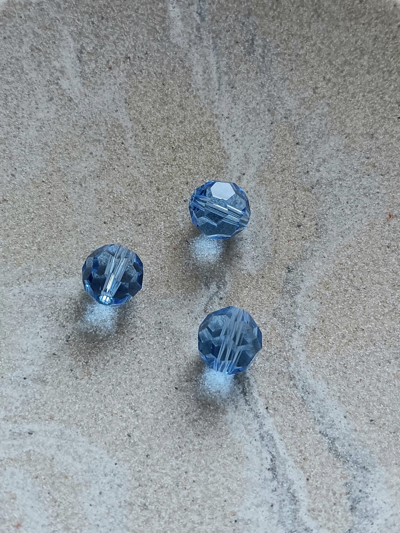 perlesetcreationbijoux-perle-ronde-facette-verre-10mm-bleu