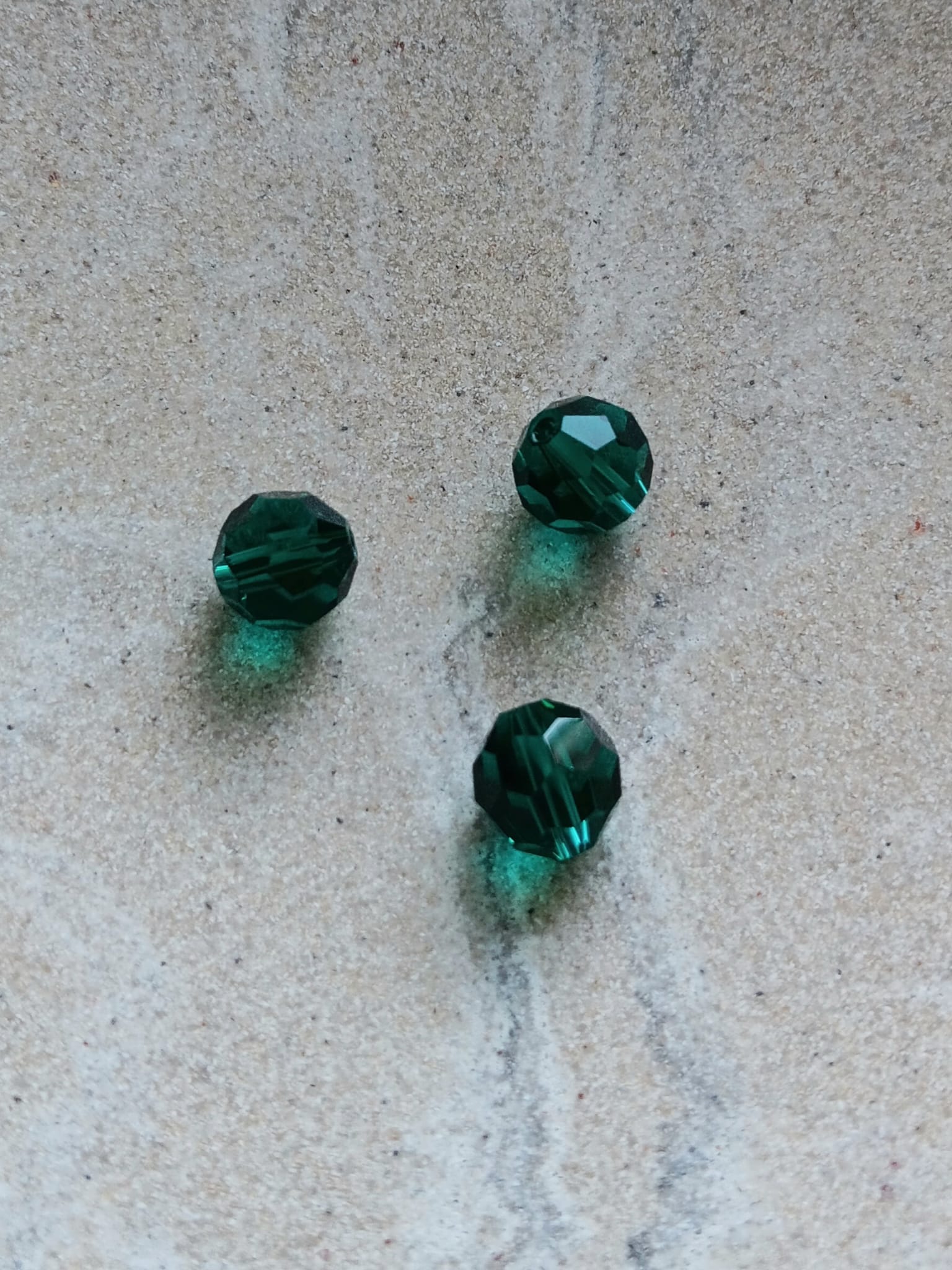 perlesetcreationbijoux-perle-ronde-facette-verre-10mm-vert