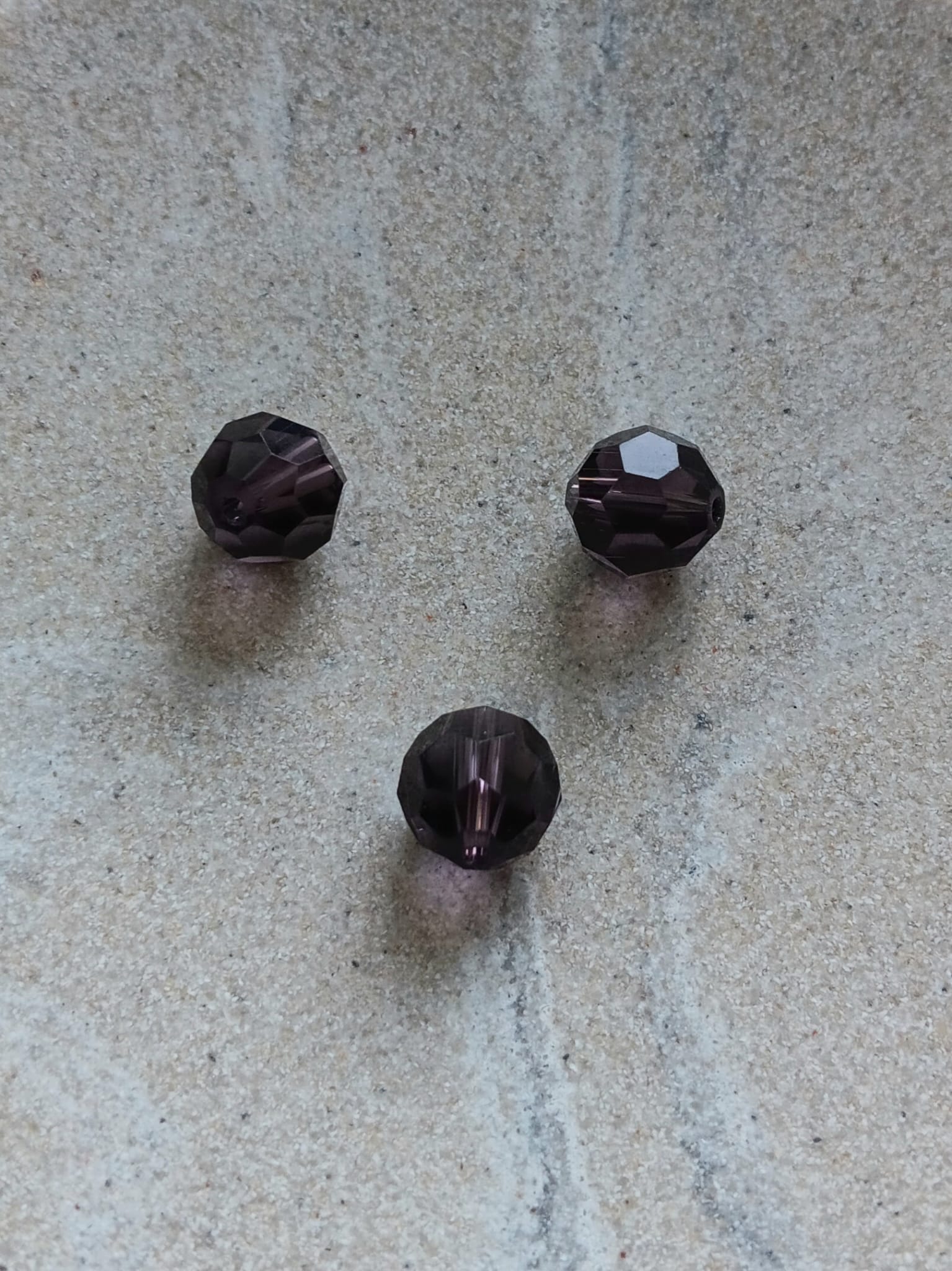 perlesetcreationbijoux-perle-ronde-facette-verre-10mm-violet