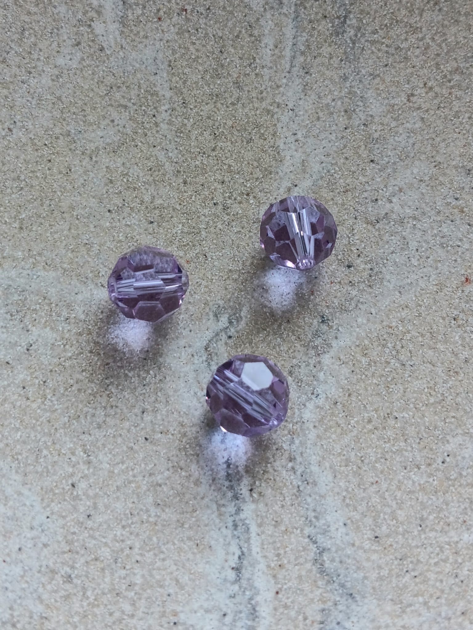 perlesetcreationbijoux-perle-ronde-facette-verre-10mm-violet