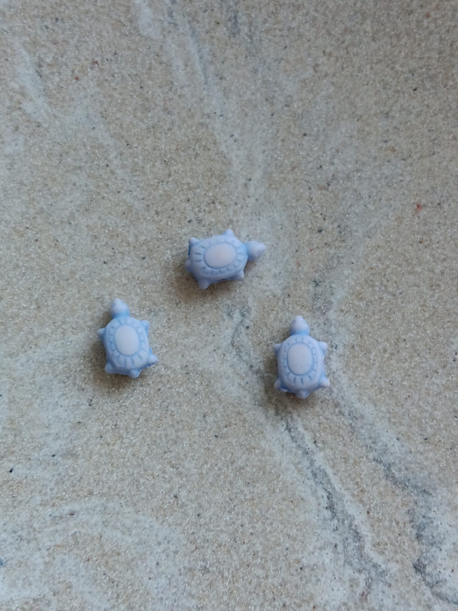 Perles tortue en acrylique - 12x8 mm x10