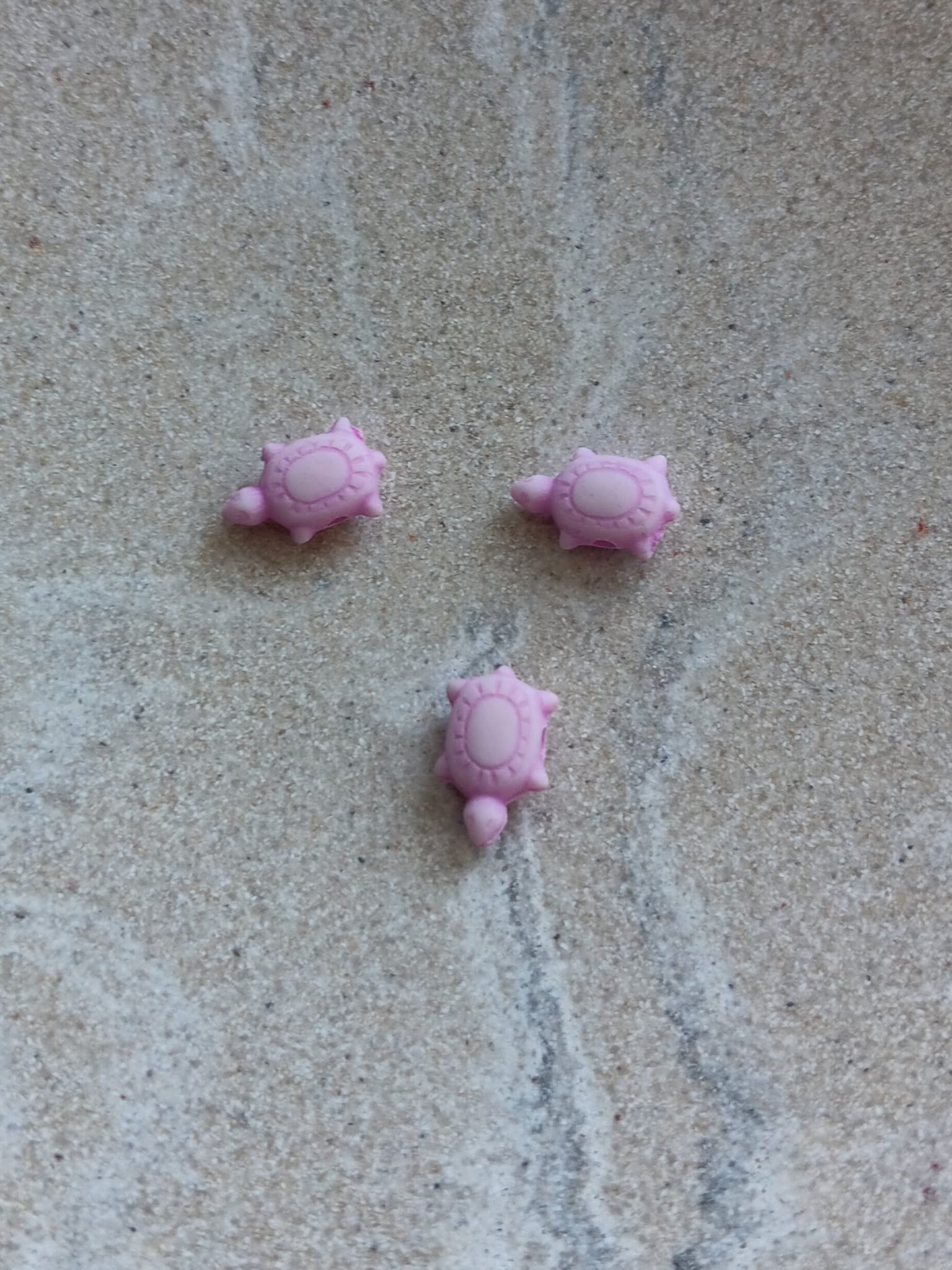 Perles tortue en acrylique - 12x8 mm x10