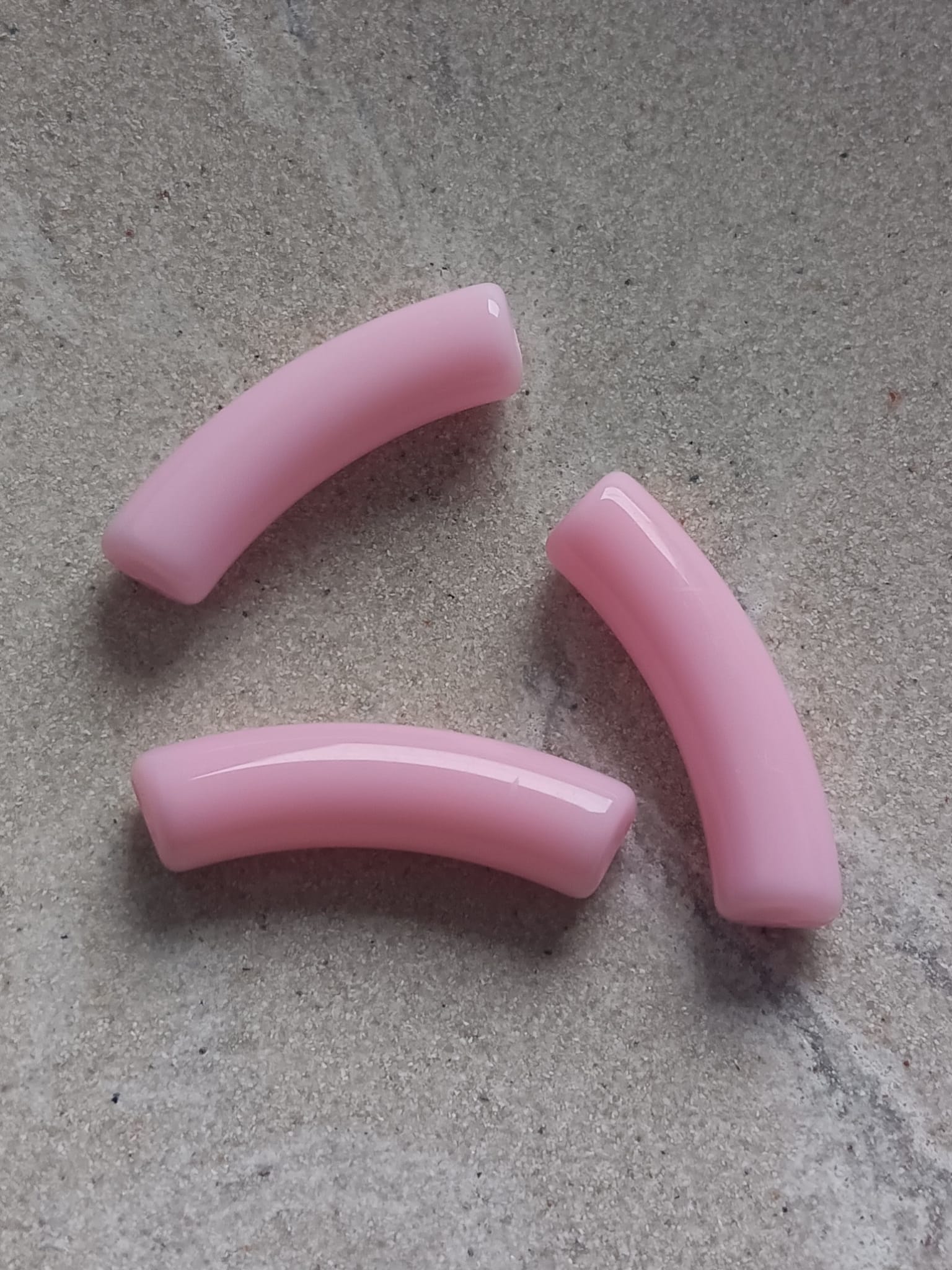 perlesetcreationbijoux-perle-tube-incurve-32x9mm-rose