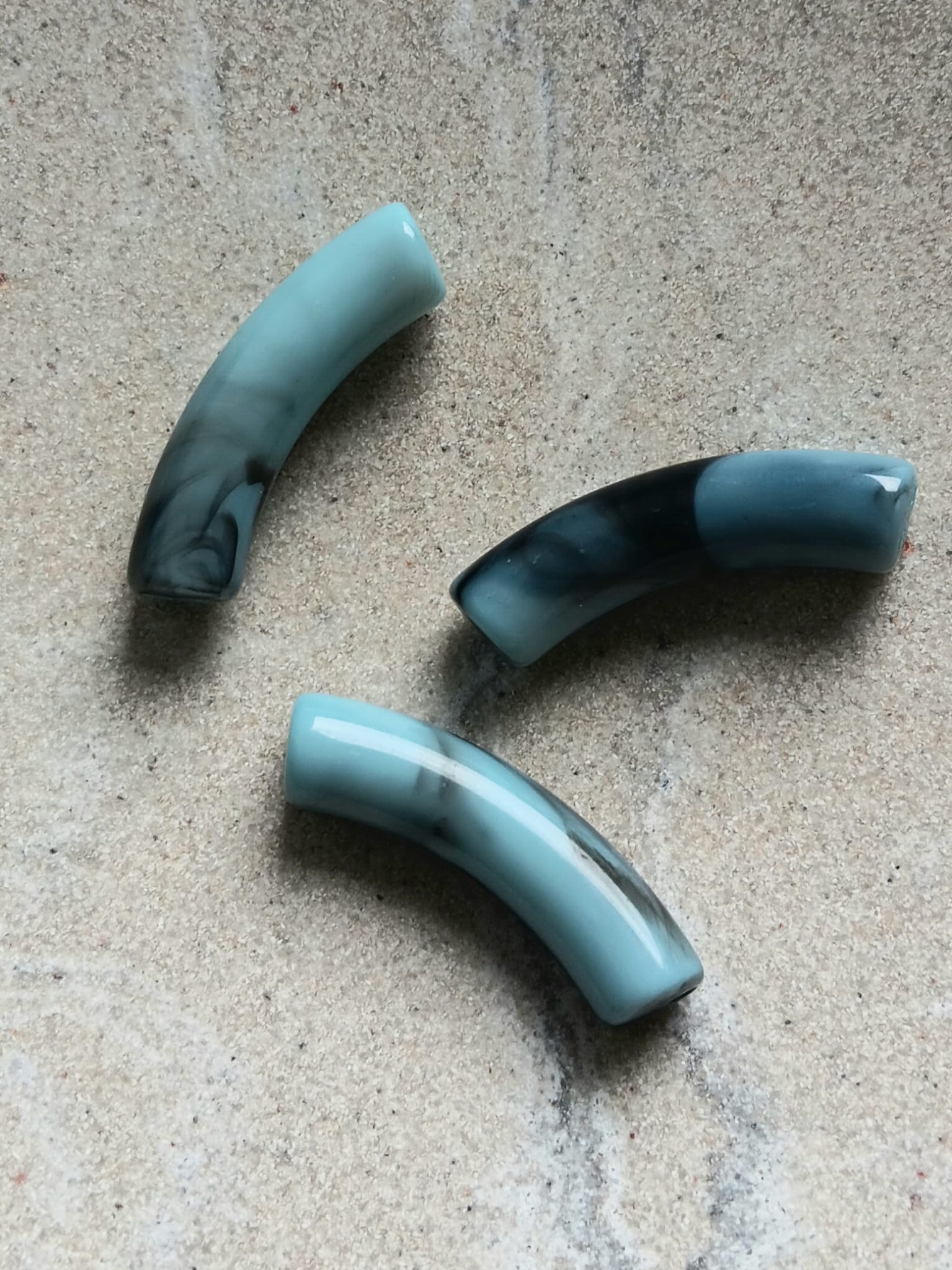 perlesetcreationbijoux-perle-tube-incurve-marbre-turquoise