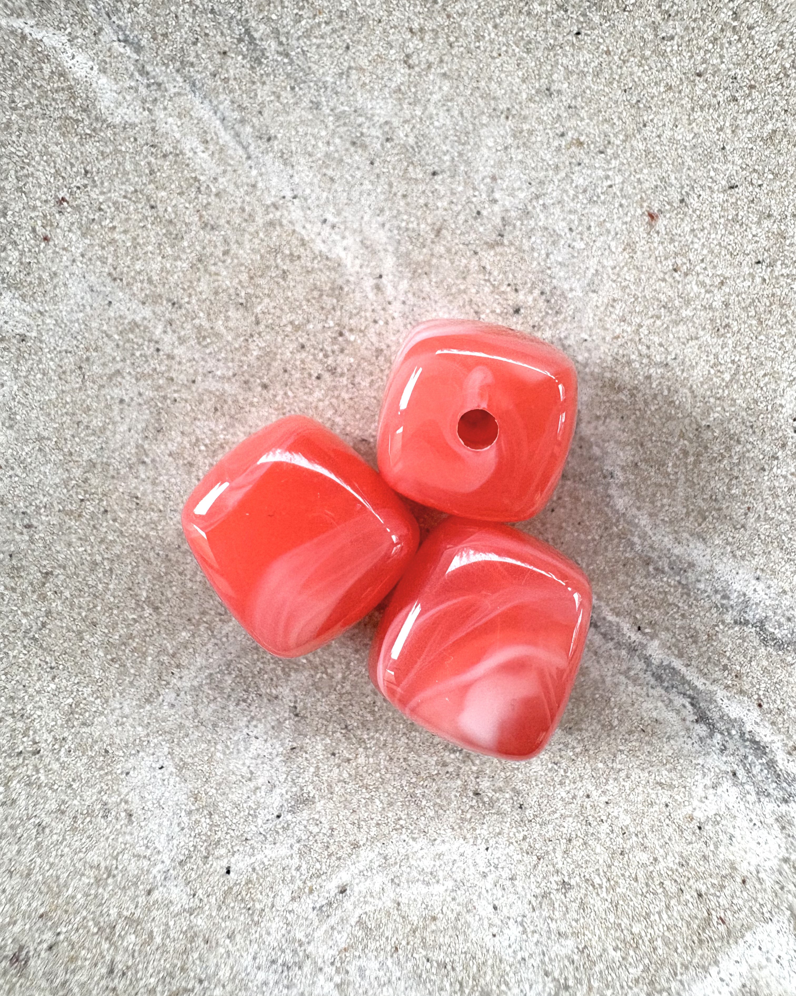 perlesetcreationbijoux - perles carrées marbrées en acrylique de 17 mm de différentes rose orange