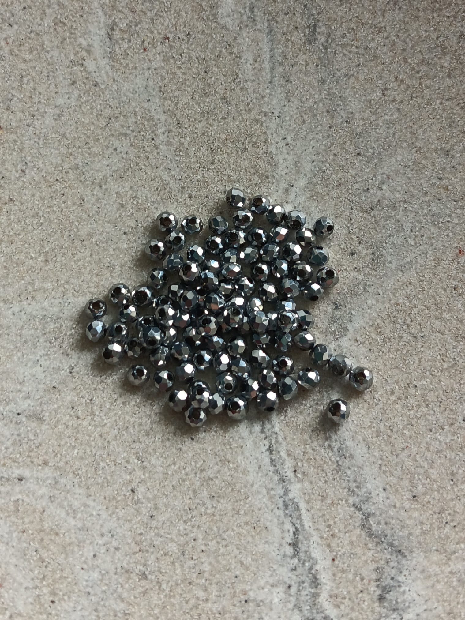 Perles rondelles à facettes argentées - 3x2 mm x100