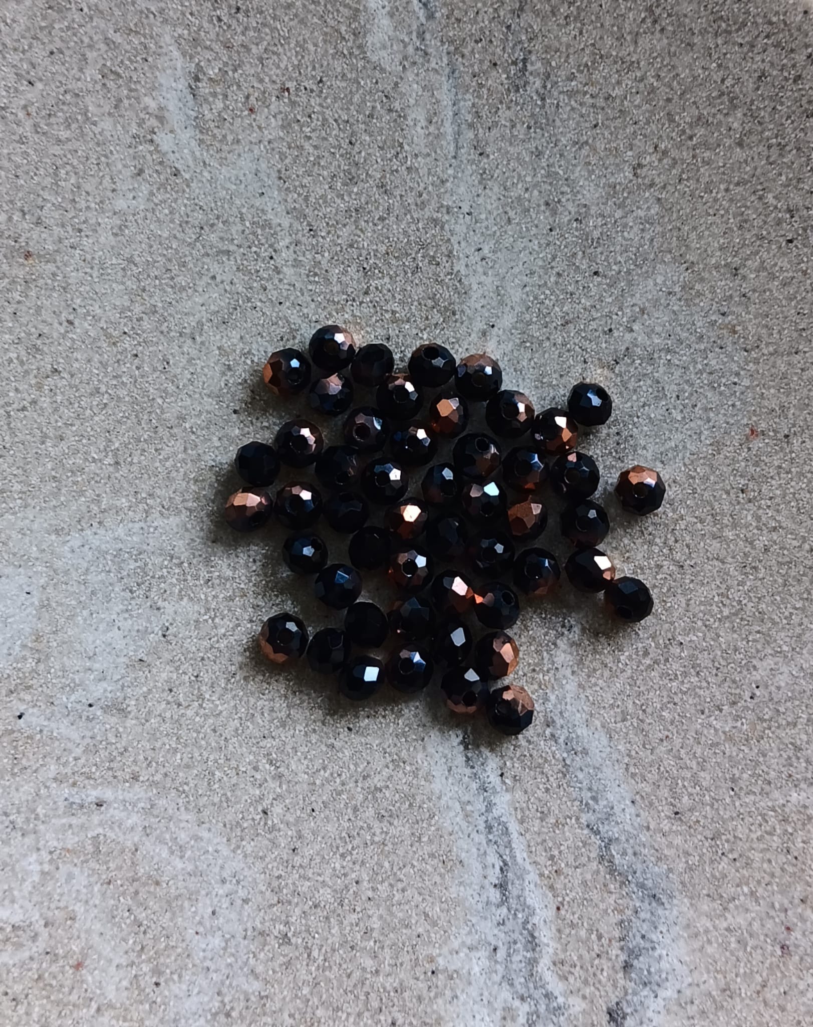 Perles rondelles facettées bicolores en verre - 4x3 mm x50