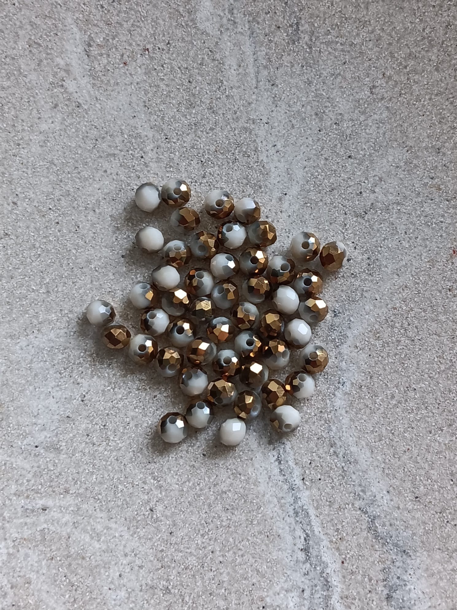 Perles rondelles facettées bicolores en verre - 4x3 mm x50