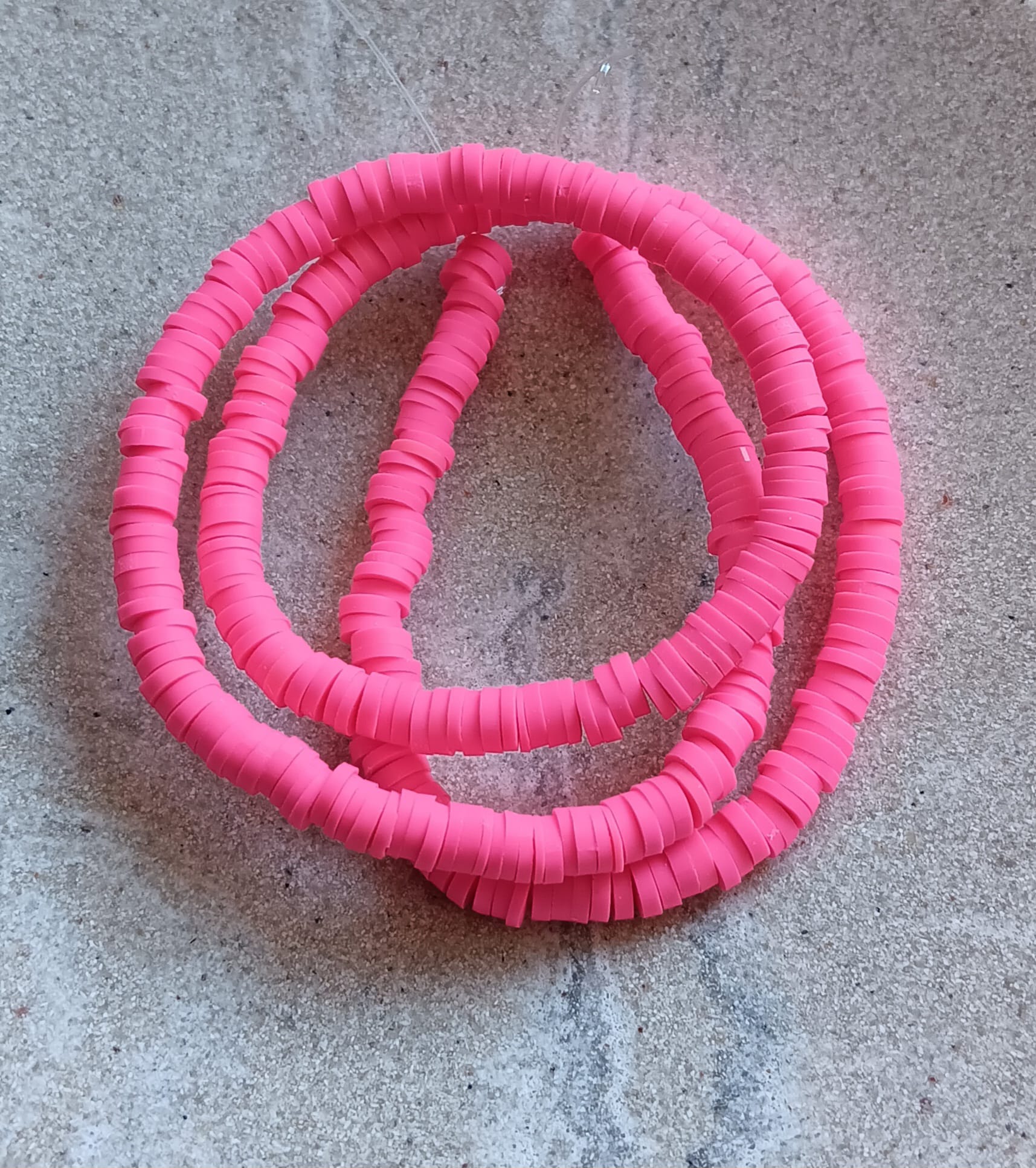 Perles heishi en pâte polymère - 4mm