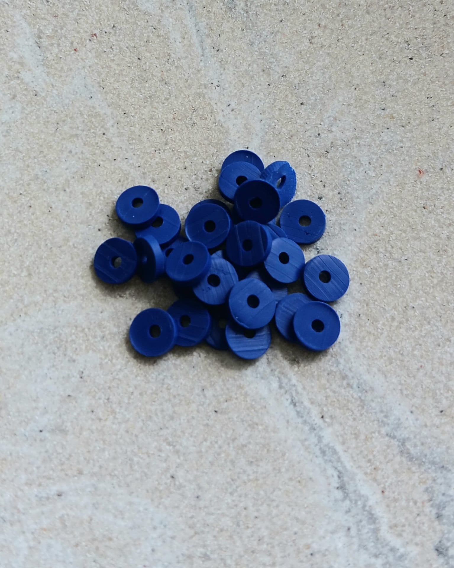 Perles heishi en pâte polymère - 6mm