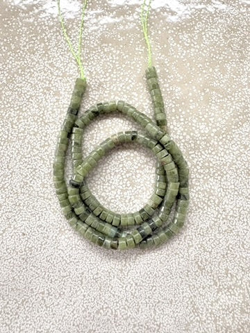 perlesetcreationbijoux - perles heishi en jade naturel de 4x2 mm