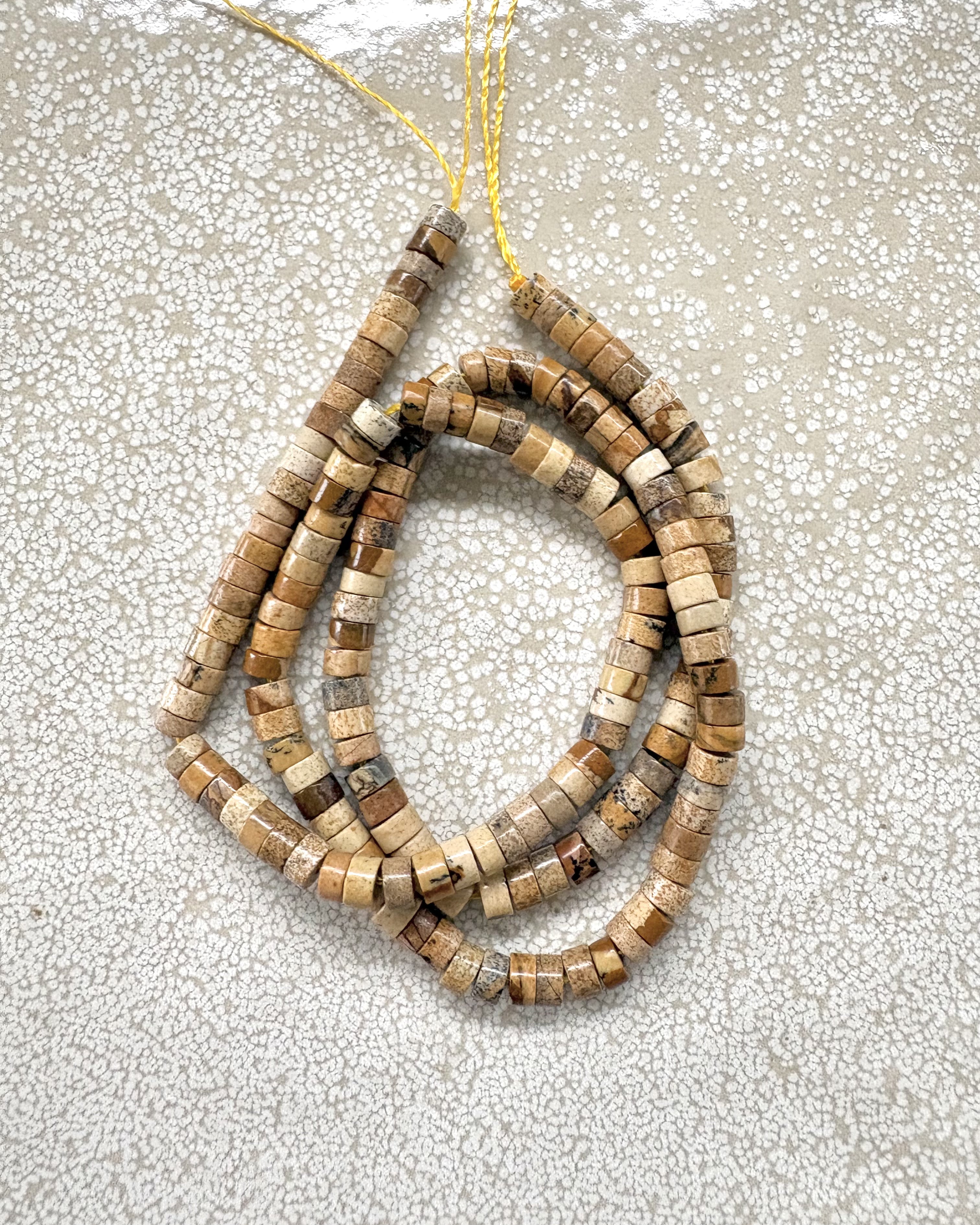 perlesetcreationbijoux - perles heishi en jaspe naturel de 4x2 mm