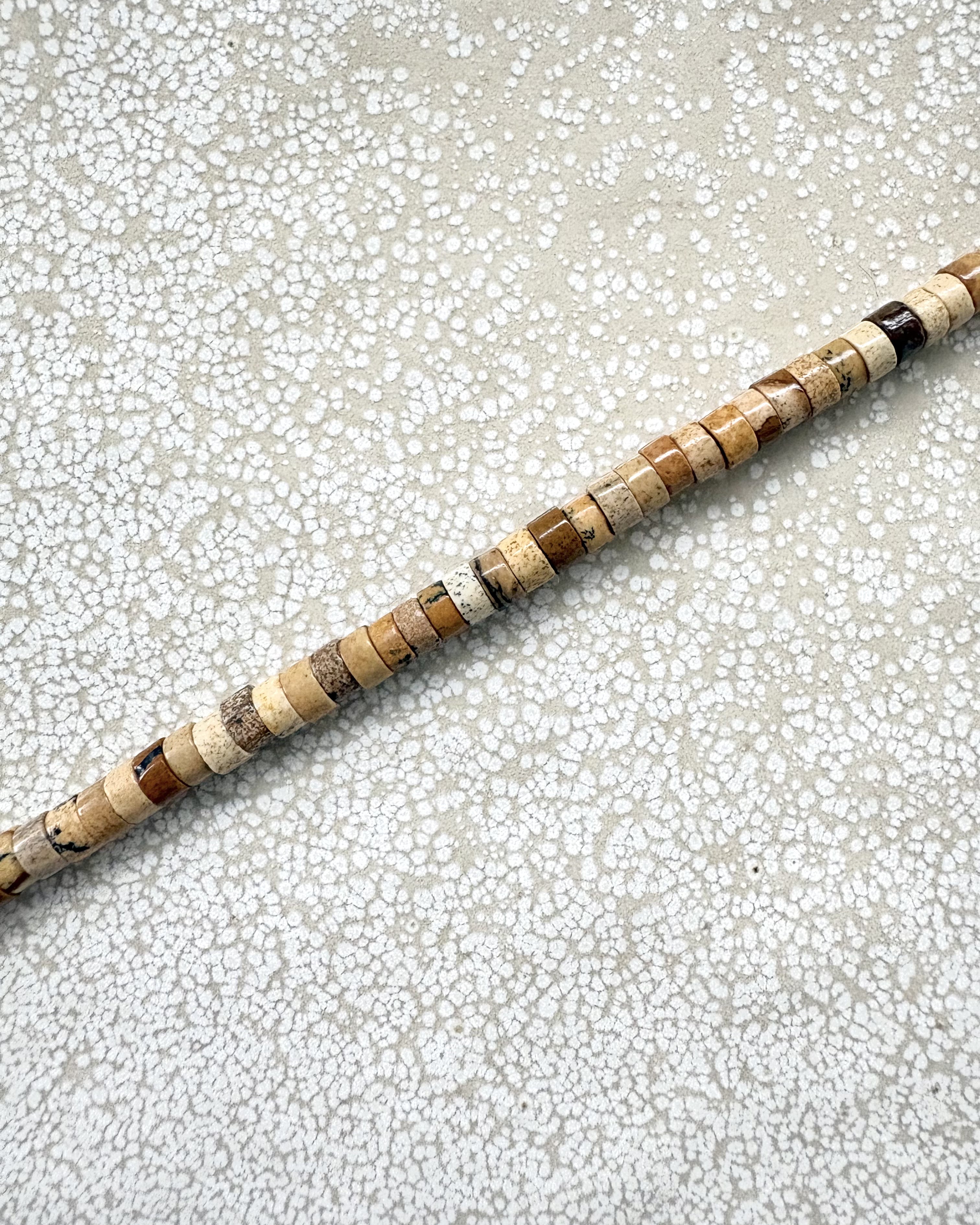 perlesetcreationbijoux - perles heishi en jaspe naturel de 4x2 mm