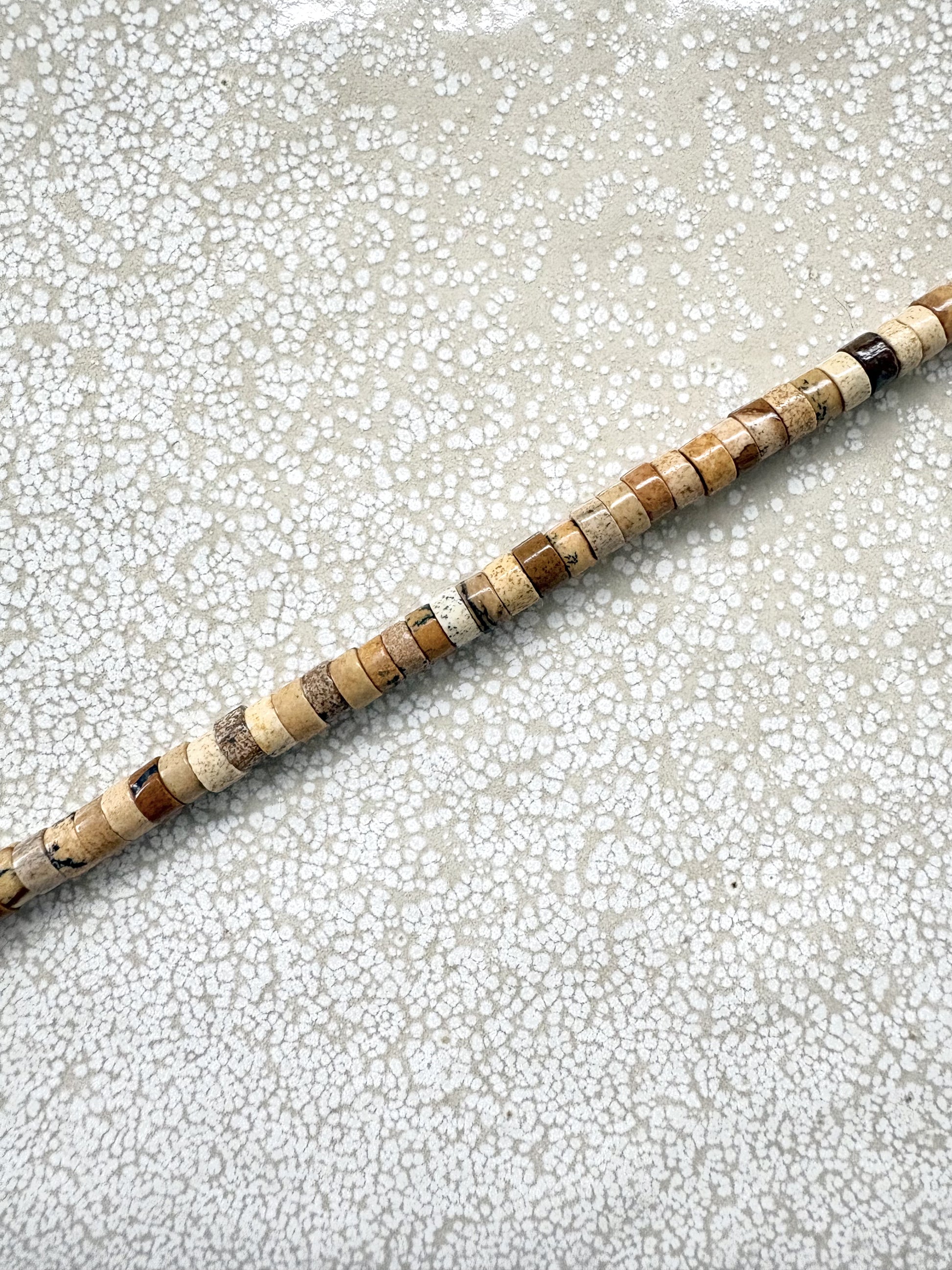 perlesetcreationbijoux - perles heishi en jaspe naturel de 4x2 mm