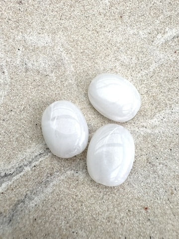 perlesetcreationbijoux - perles ovales en acrylique de 19x15 mm couleur blanche