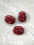 perlesetcreationbijoux - perles ovales marbrées en acrylique de 19x15 mm bordeaux