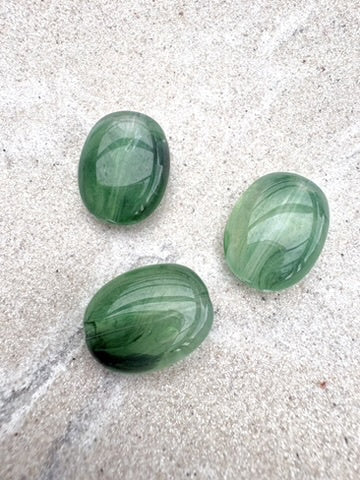 perlesetcreationbijoux - perles ovales en acrylique de 19x15 mm couleur verte
