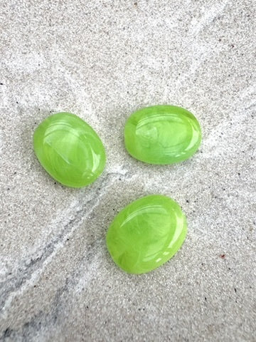 perlesetcreationbijoux - perles ovales en acrylique de 19x15 mm couleur verte