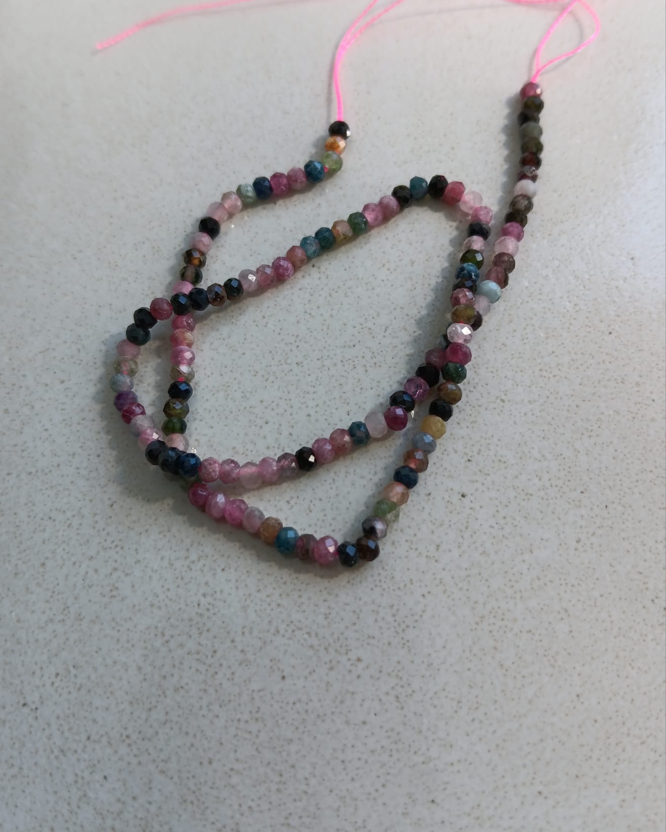 perlesetcreationbijoux-perles-rondelles-facettees-tourmaline-3x2mm-fil