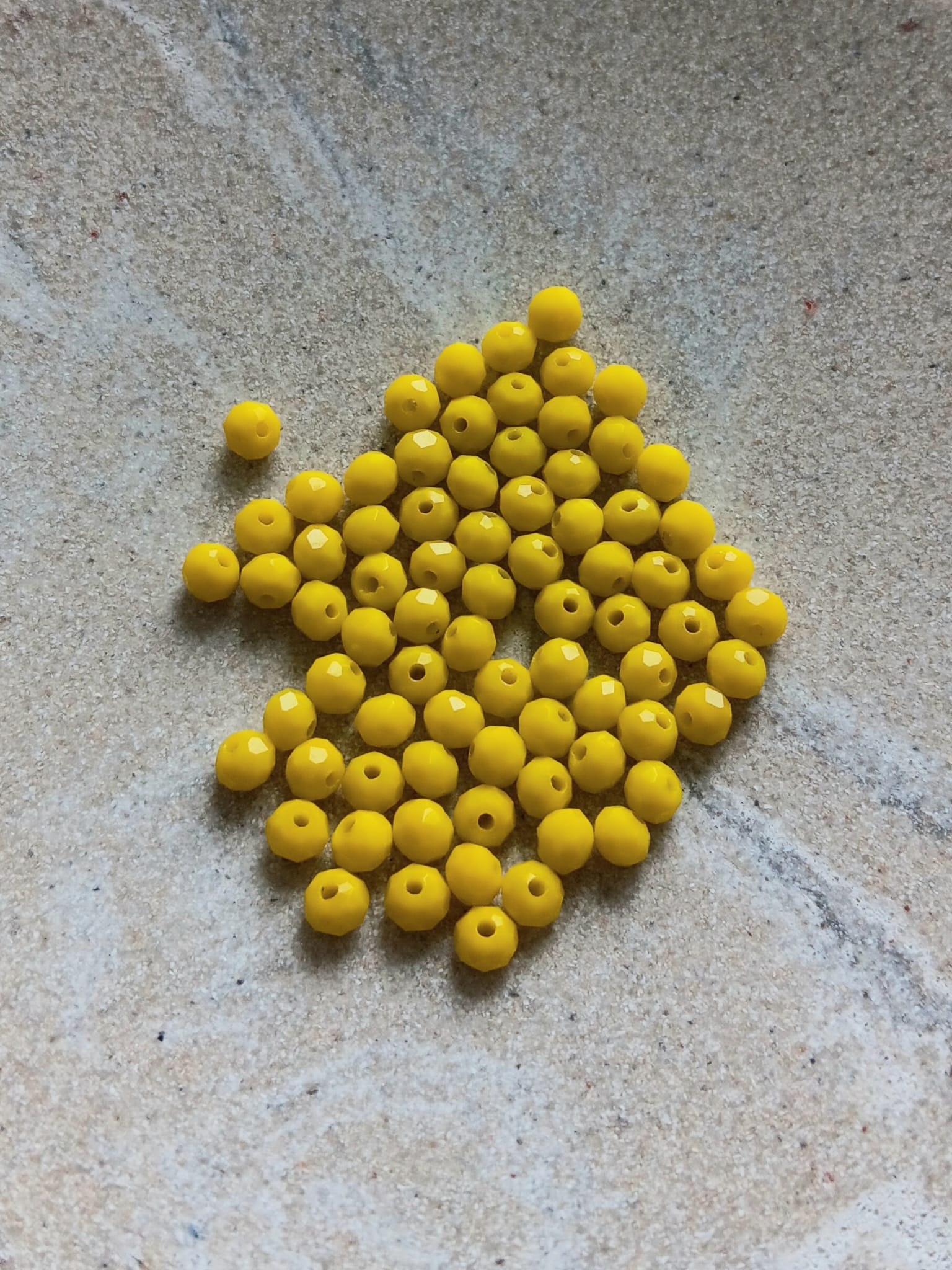 Perles rondelles à facettes en verre - 4x3 mm