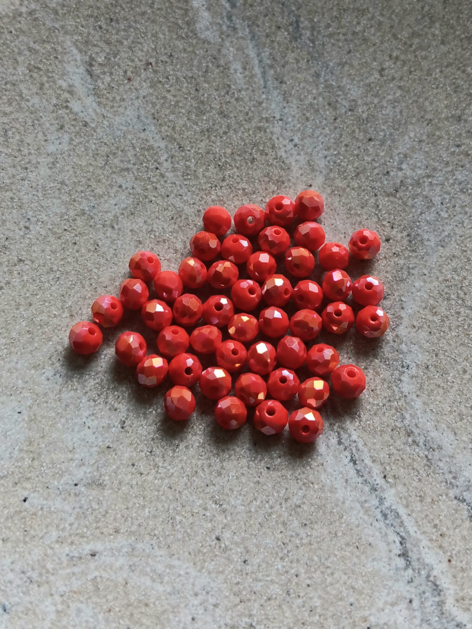 perlesetcreationbijoux-perles-rondelles-facettes-verre-4x3mm-rouge