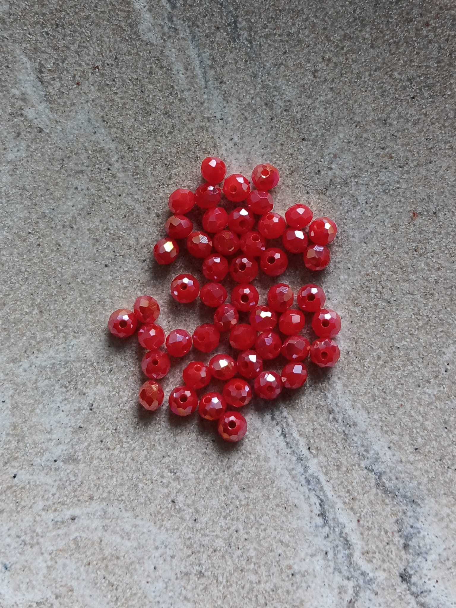 perlesetcreationbijoux-perles-rondelles-facettes-verre-4x3mm-rouge