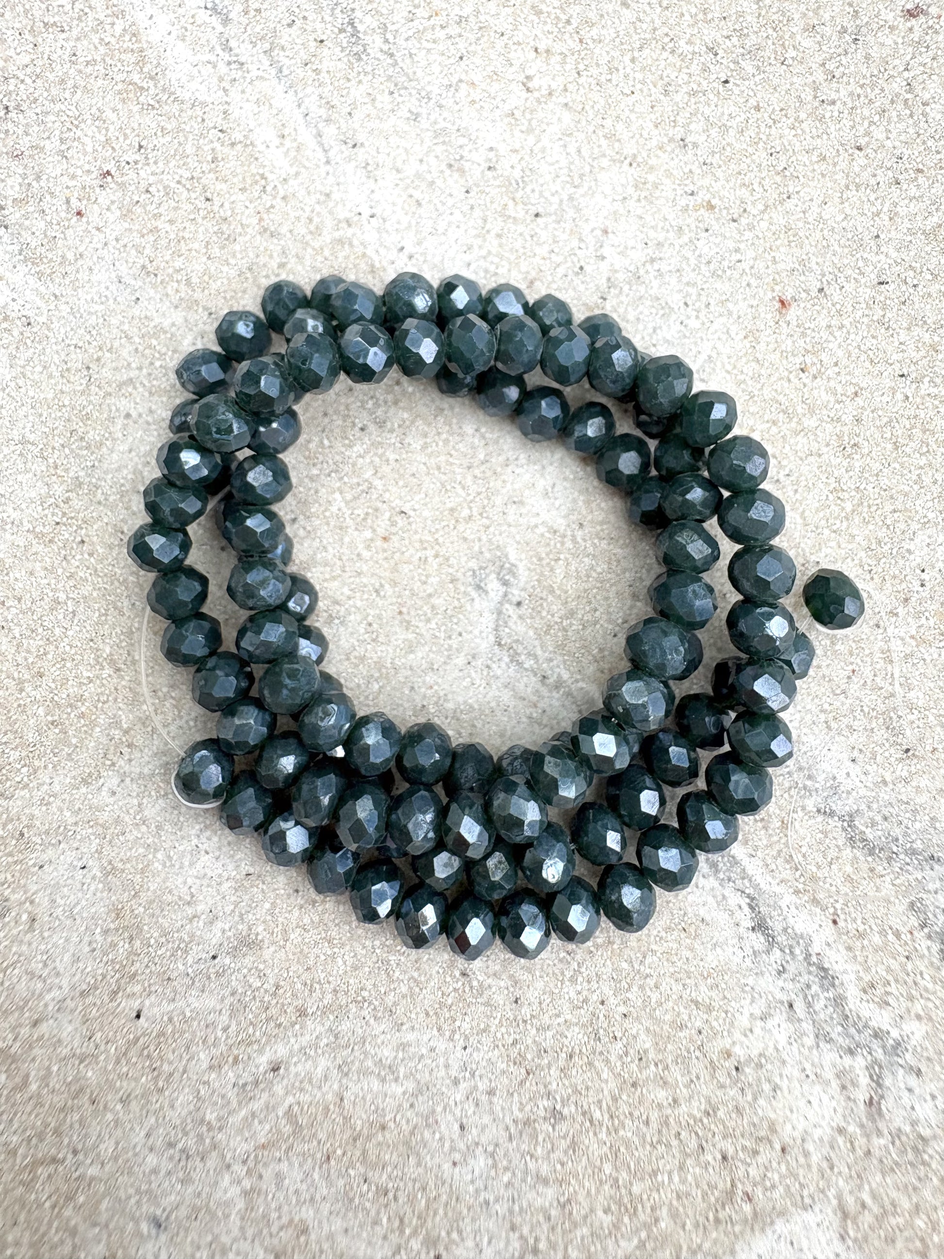perlesetcreationbijoux - fils de perles rondelles à facettes en verre de 4x3 mm vert