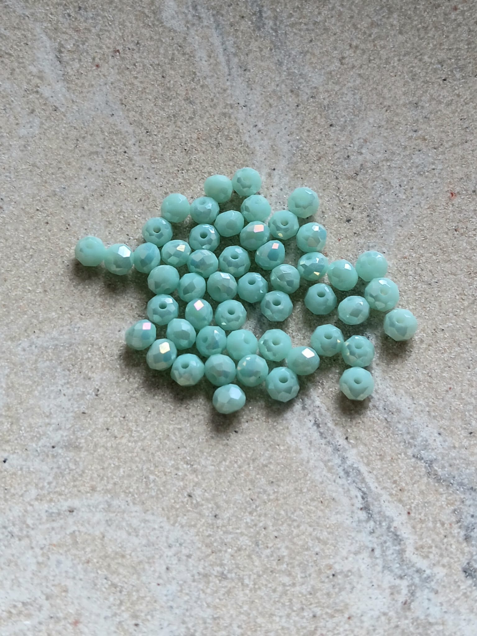 perlesetcreationbijoux-perles-rondelles-facettes-verre-4x3mm-vert