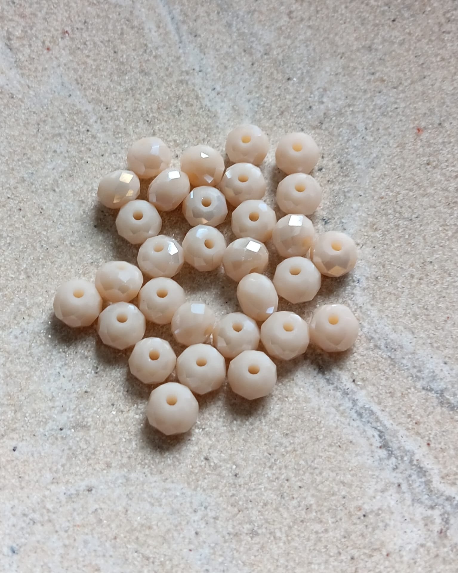 perlesetcreationbijoux-perles-rondelles-facettes-6x4mm-beige